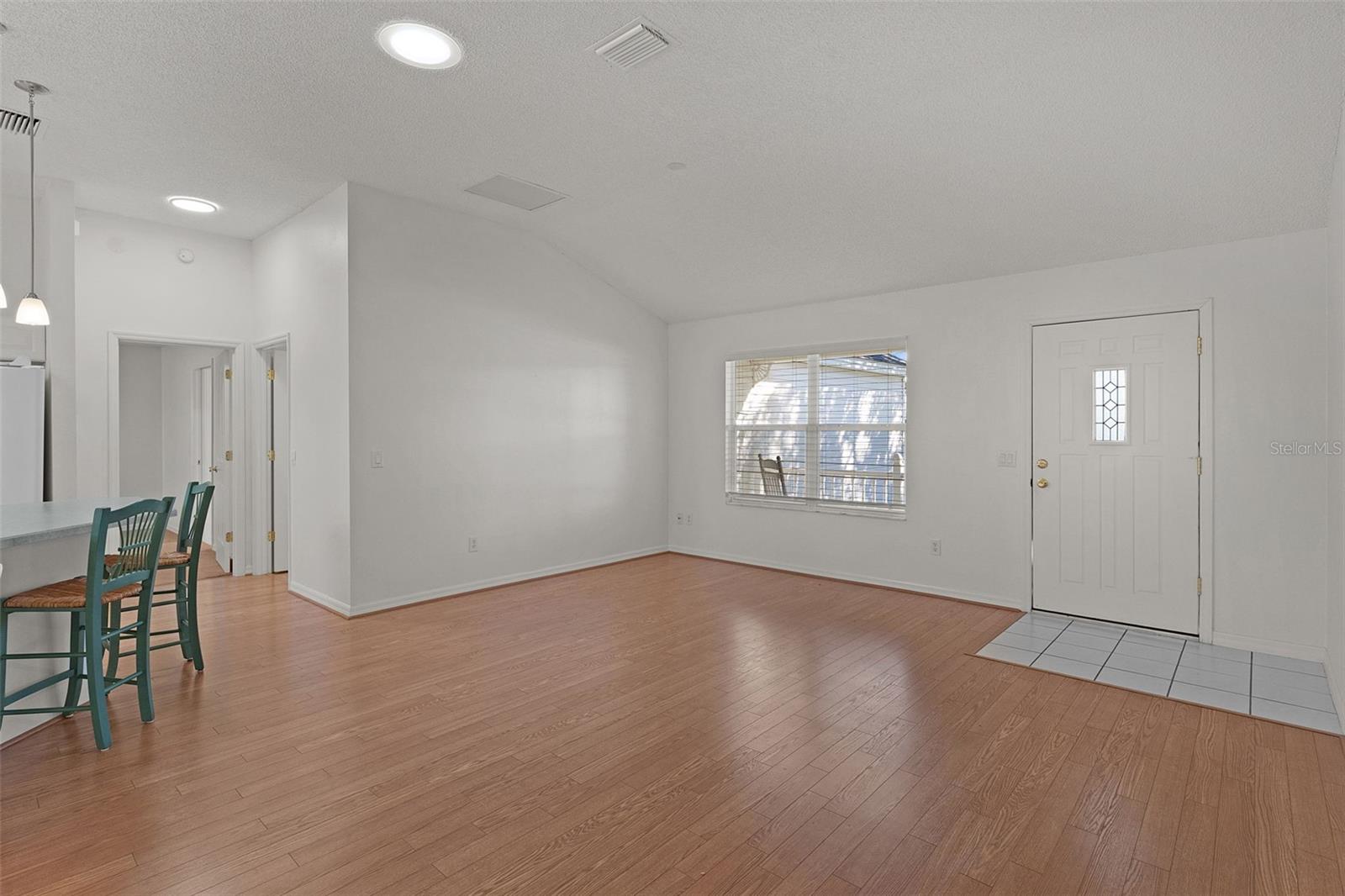 Image 10 of 43 For 1270 Weaton Court