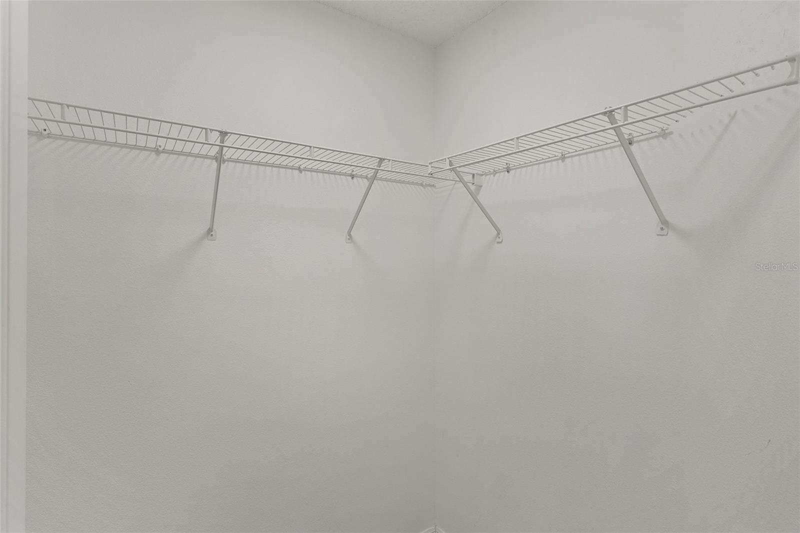 Image 22 of 43 For 1270 Weaton Court