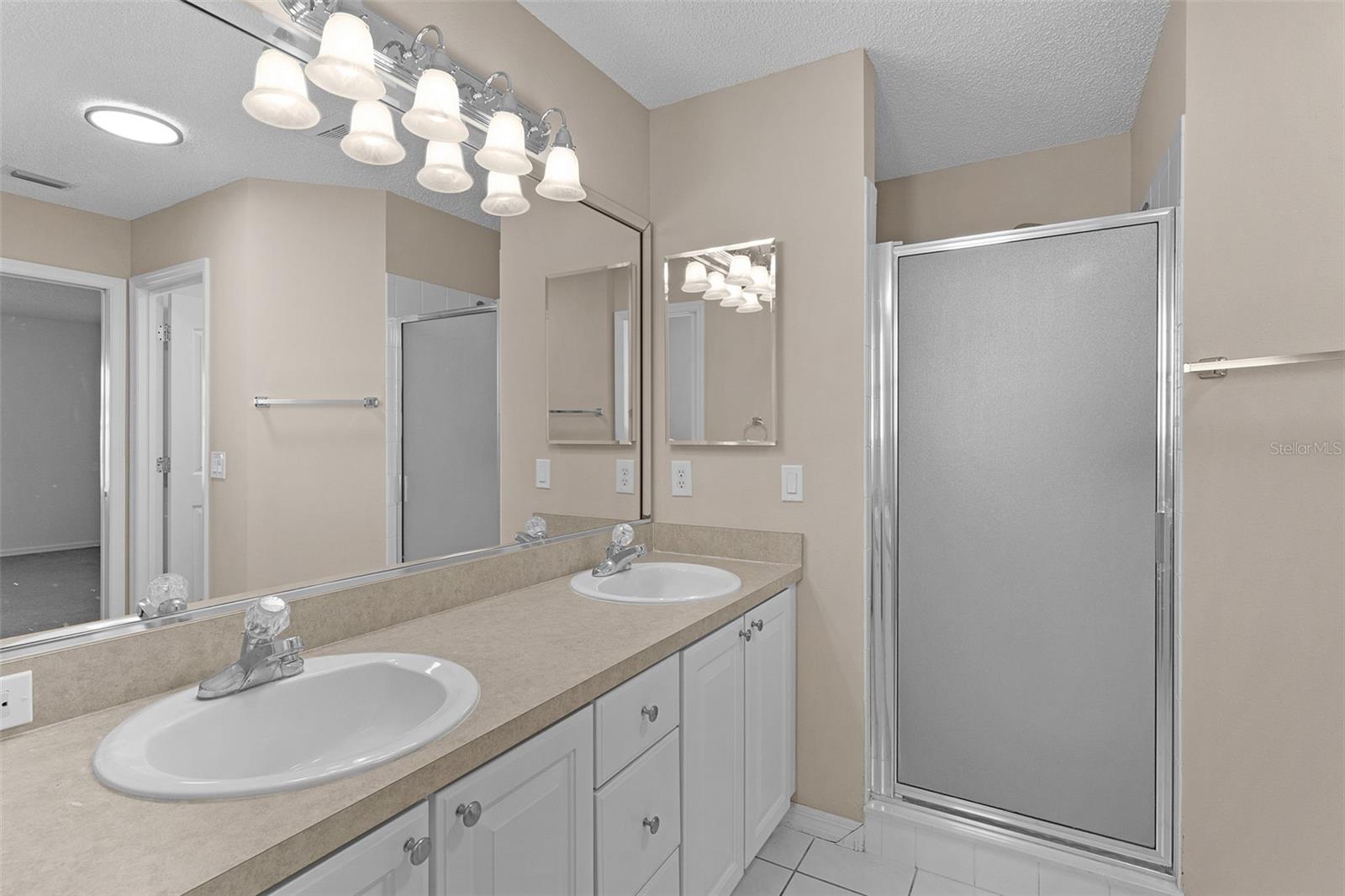 Image 23 of 43 For 1270 Weaton Court