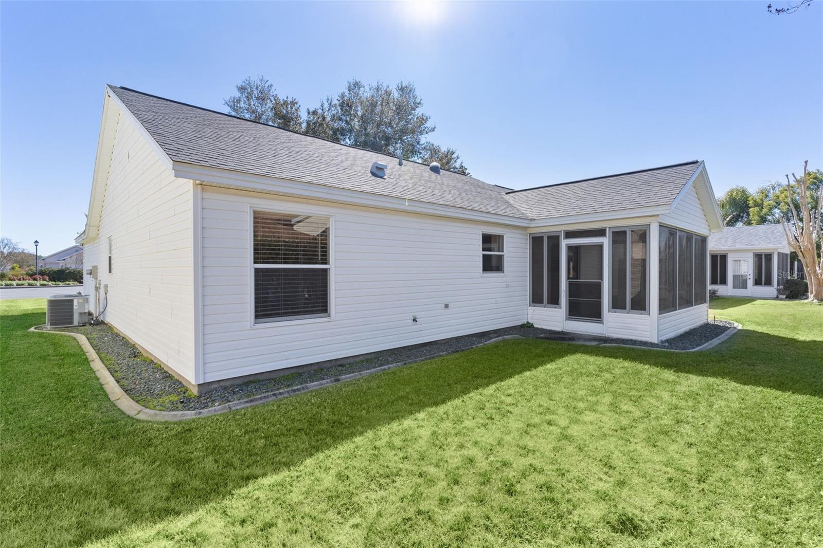 Image 32 of 43 For 1270 Weaton Court