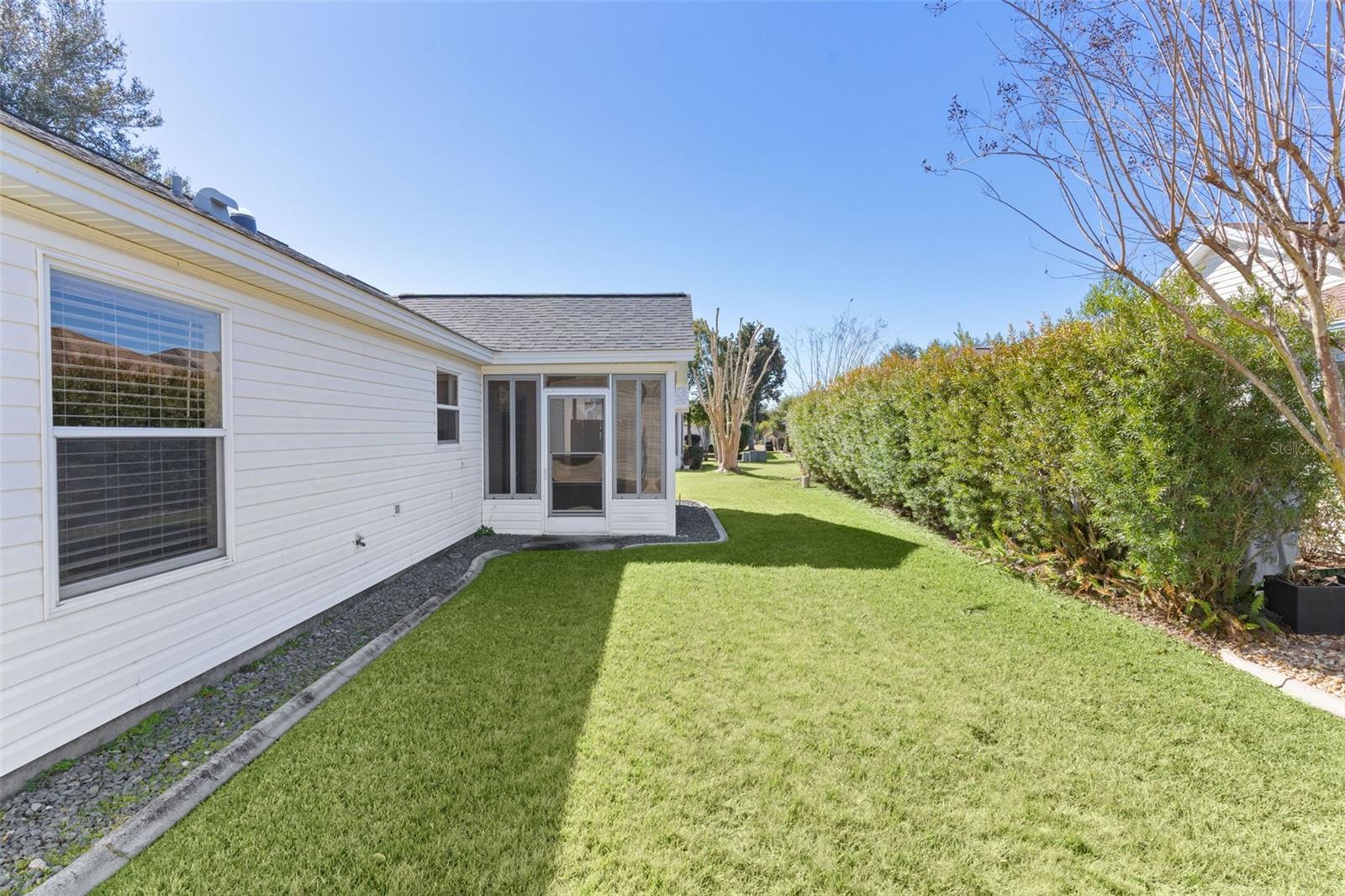 Image 33 of 43 For 1270 Weaton Court