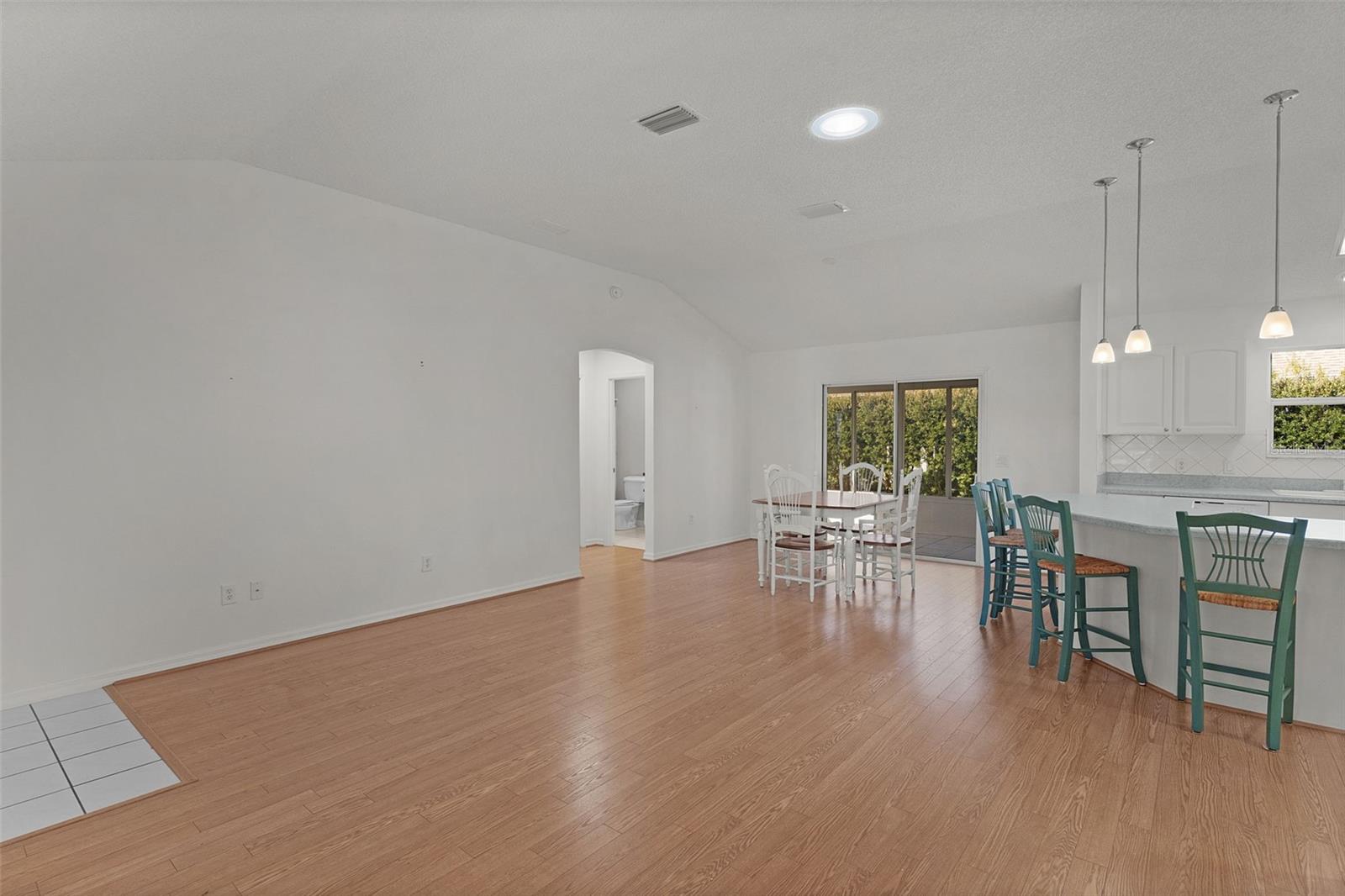 Image 8 of 43 For 1270 Weaton Court