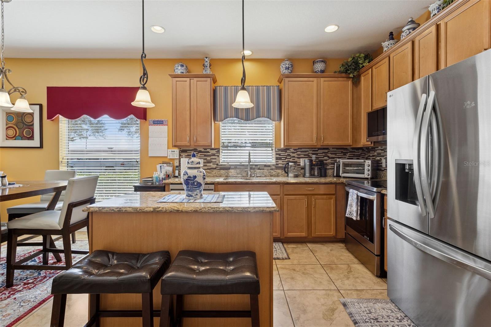 Image 10 of 37 For 408 Grassy Key Way