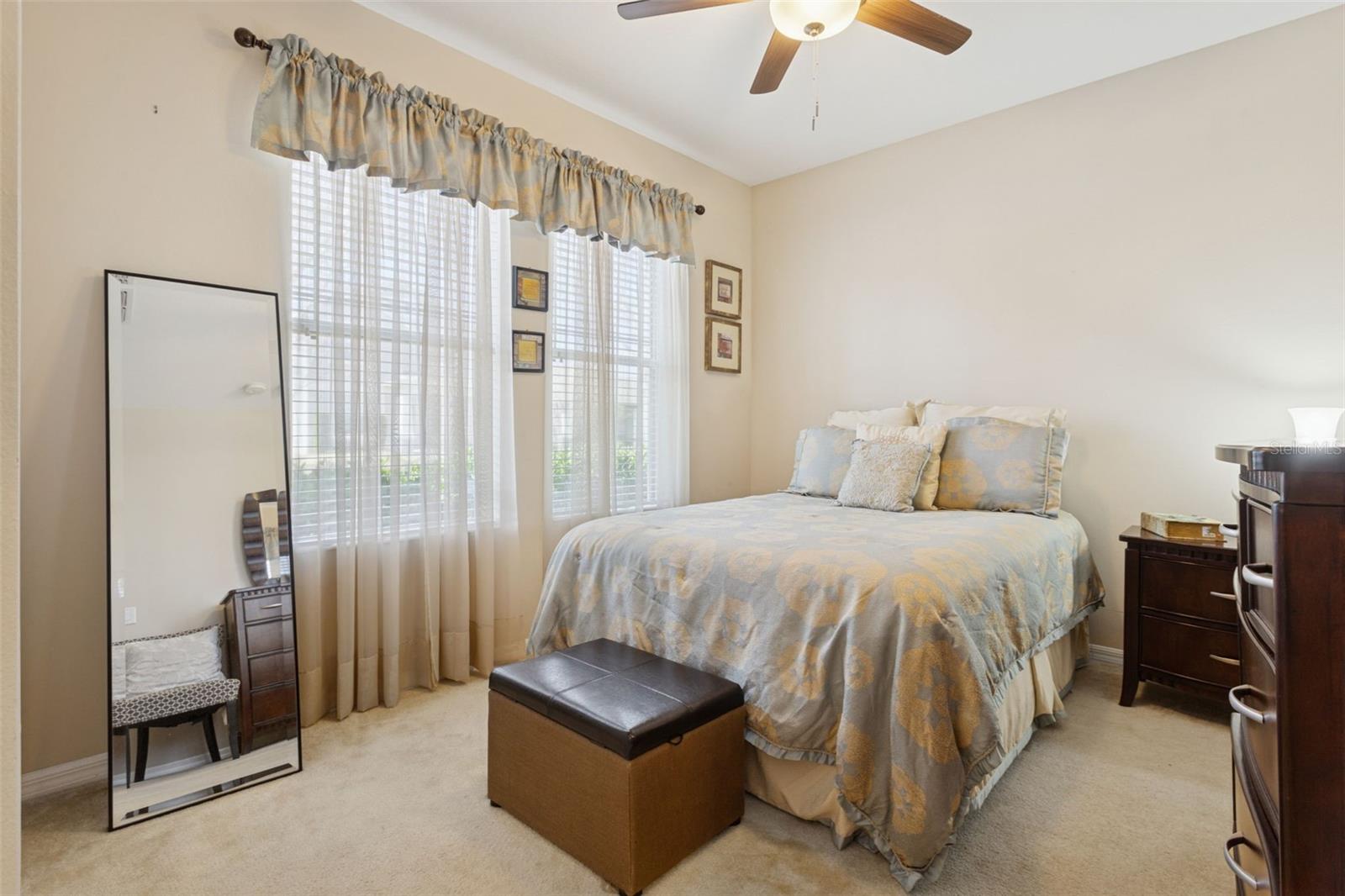 Image 18 of 37 For 408 Grassy Key Way