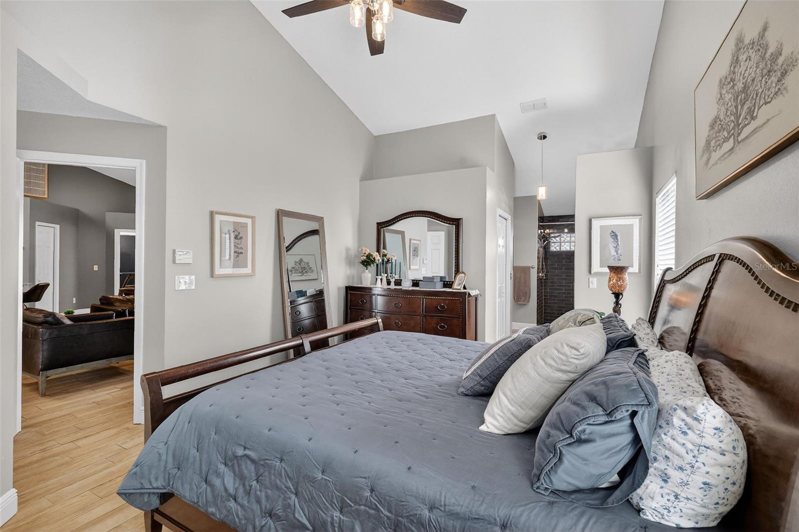 Image 11 of 38 For 319 Eastridge Drive