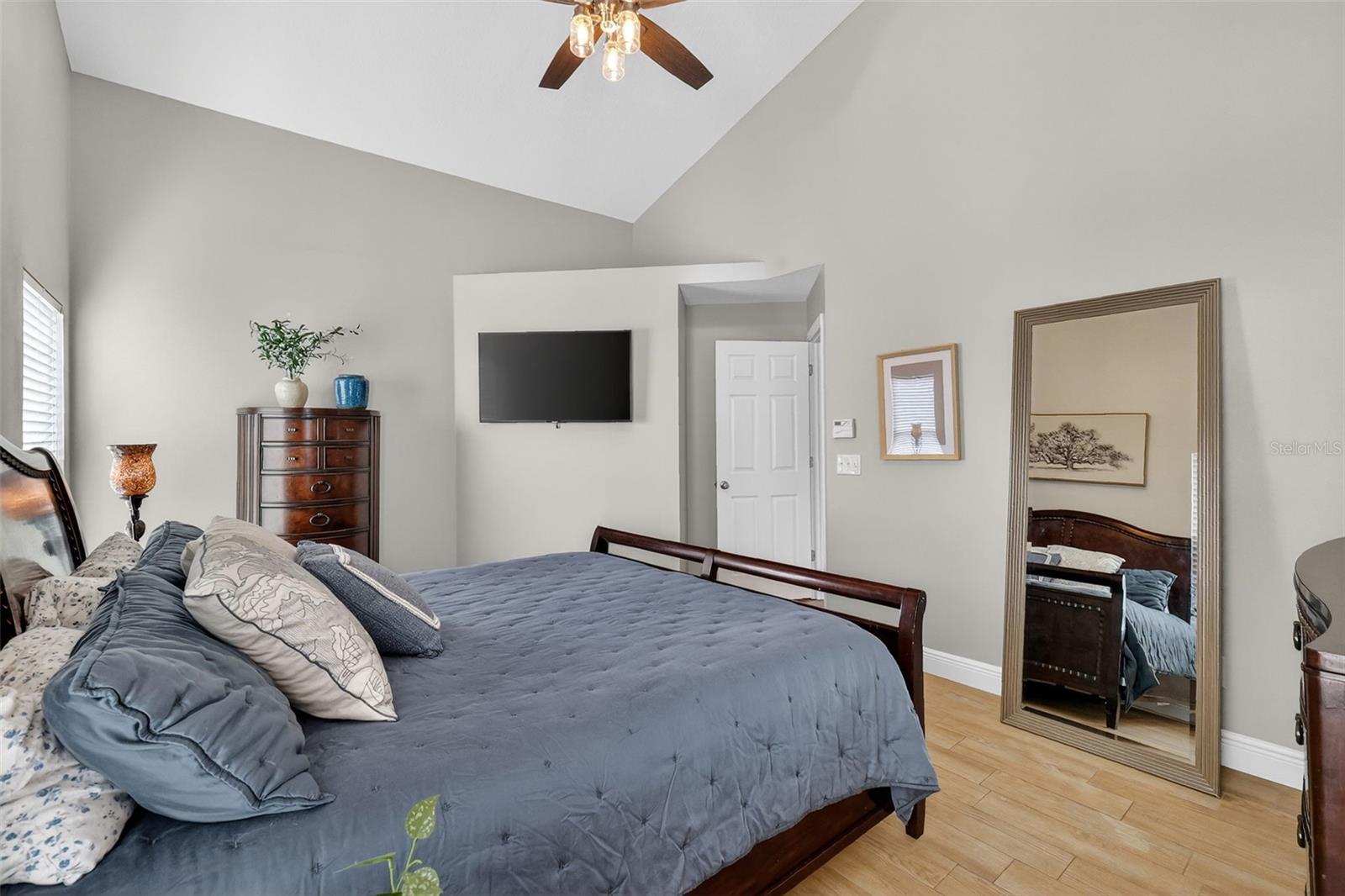 Image 12 of 38 For 319 Eastridge Drive