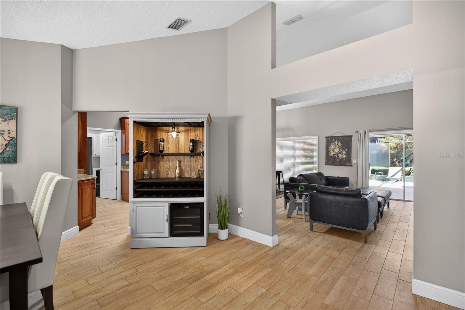 Image 33 of 38 For 319 Eastridge Drive