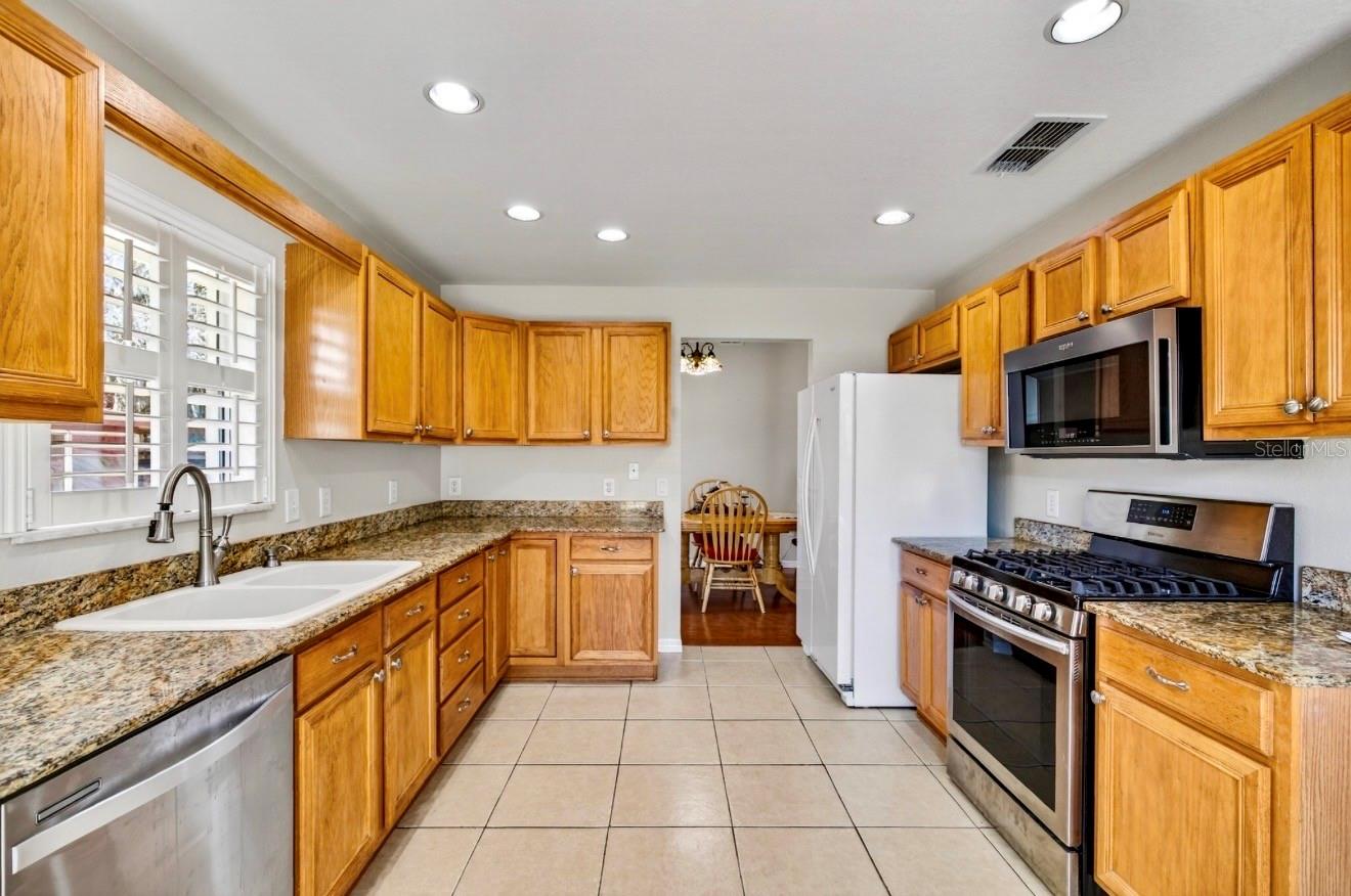 Image 5 of 36 For 35653 Calla Court