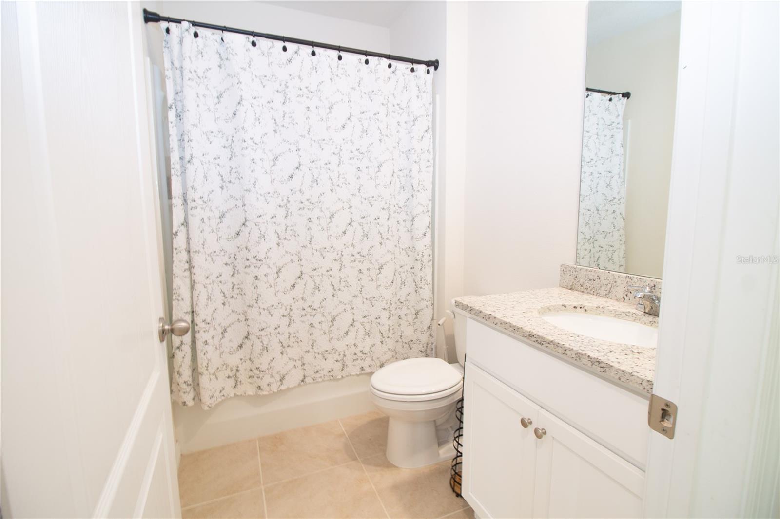 Image 21 of 36 For 3033 Beau Loop