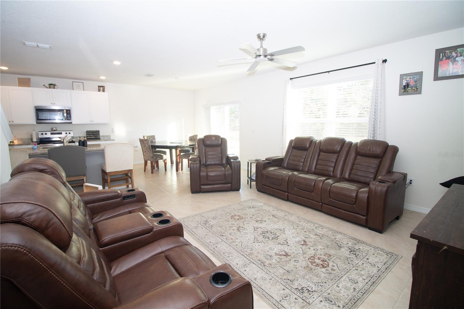 Image 22 of 36 For 3033 Beau Loop