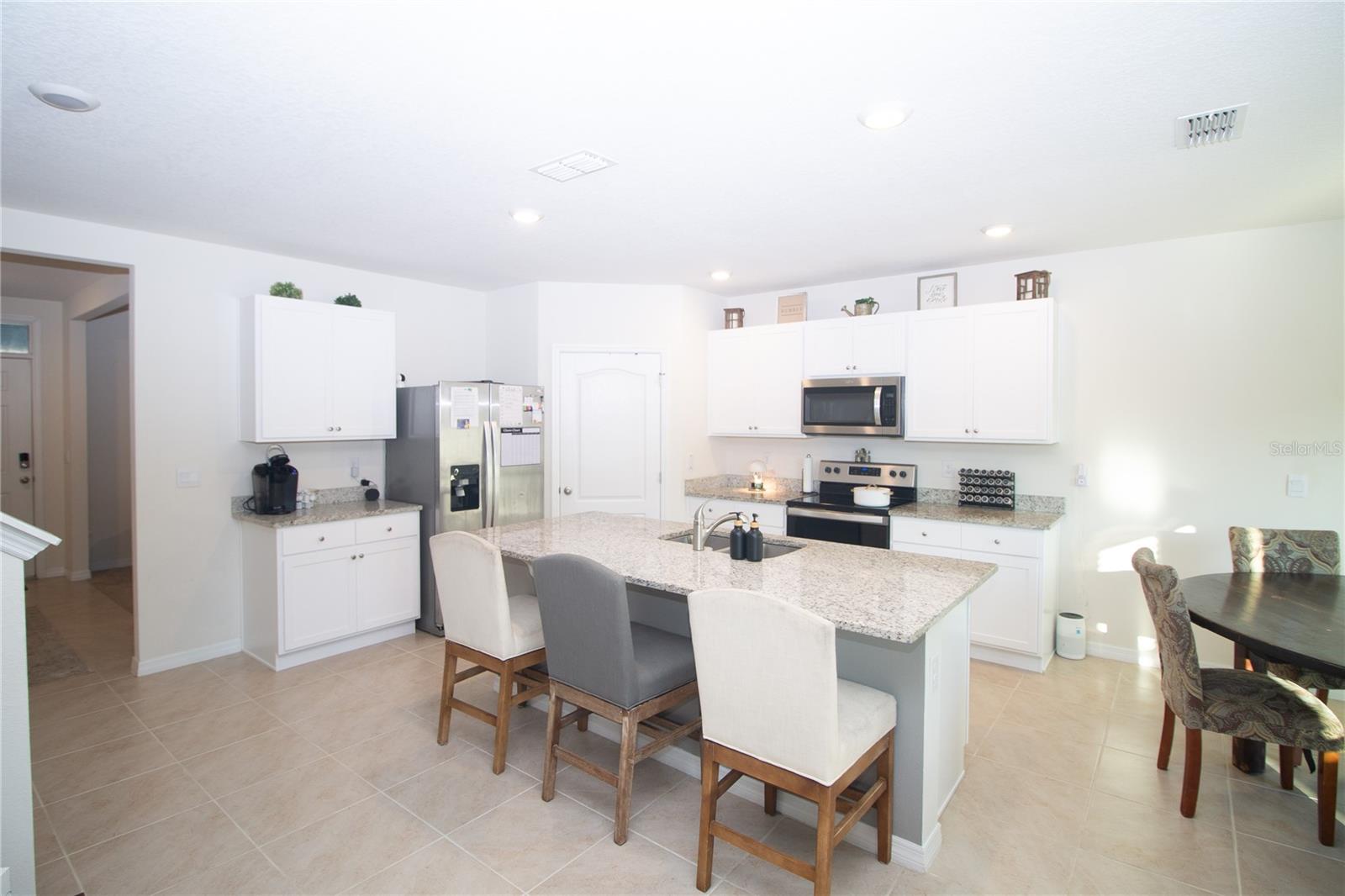 Image 5 of 36 For 3033 Beau Loop