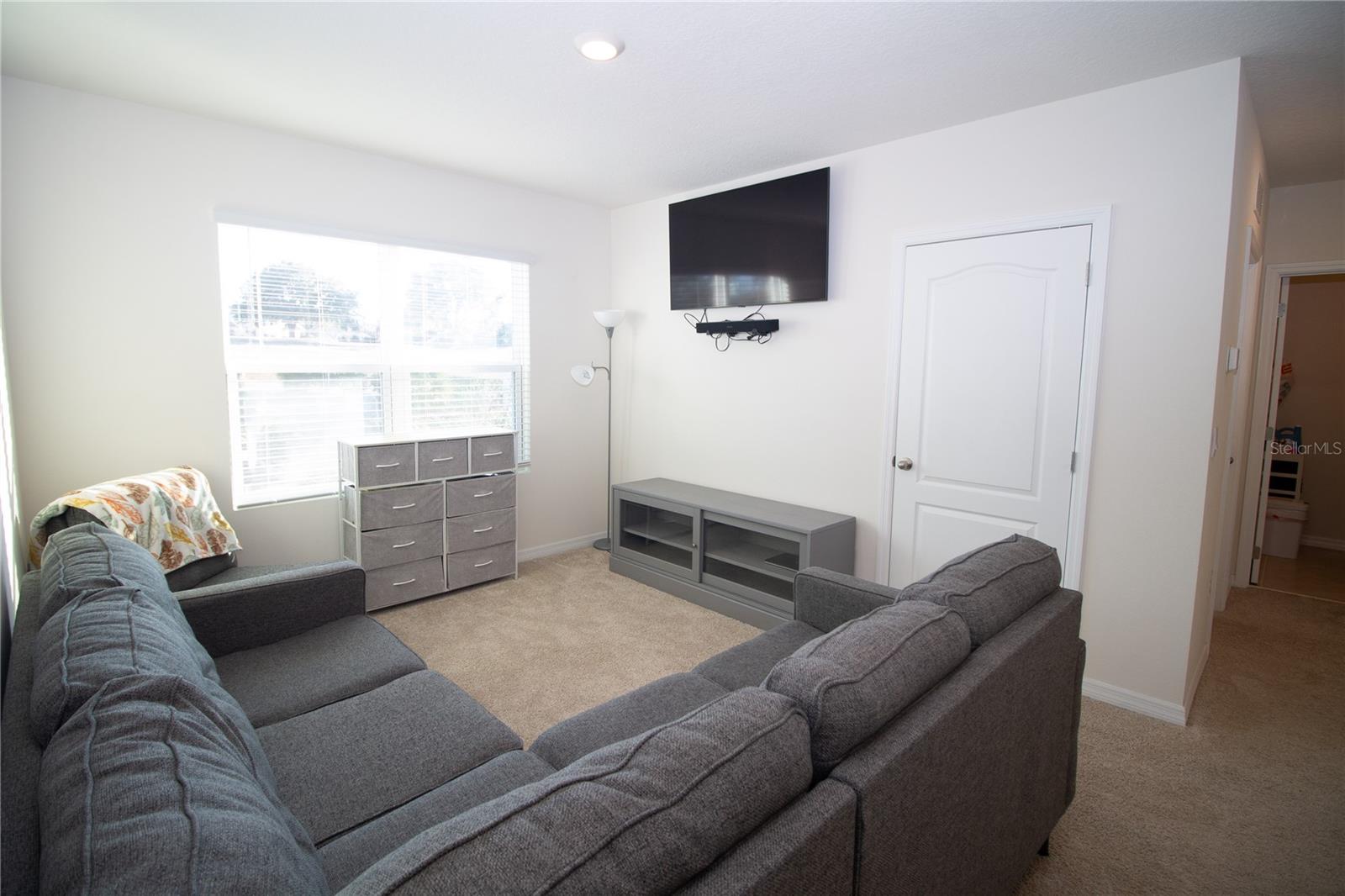 Image 9 of 36 For 3033 Beau Loop