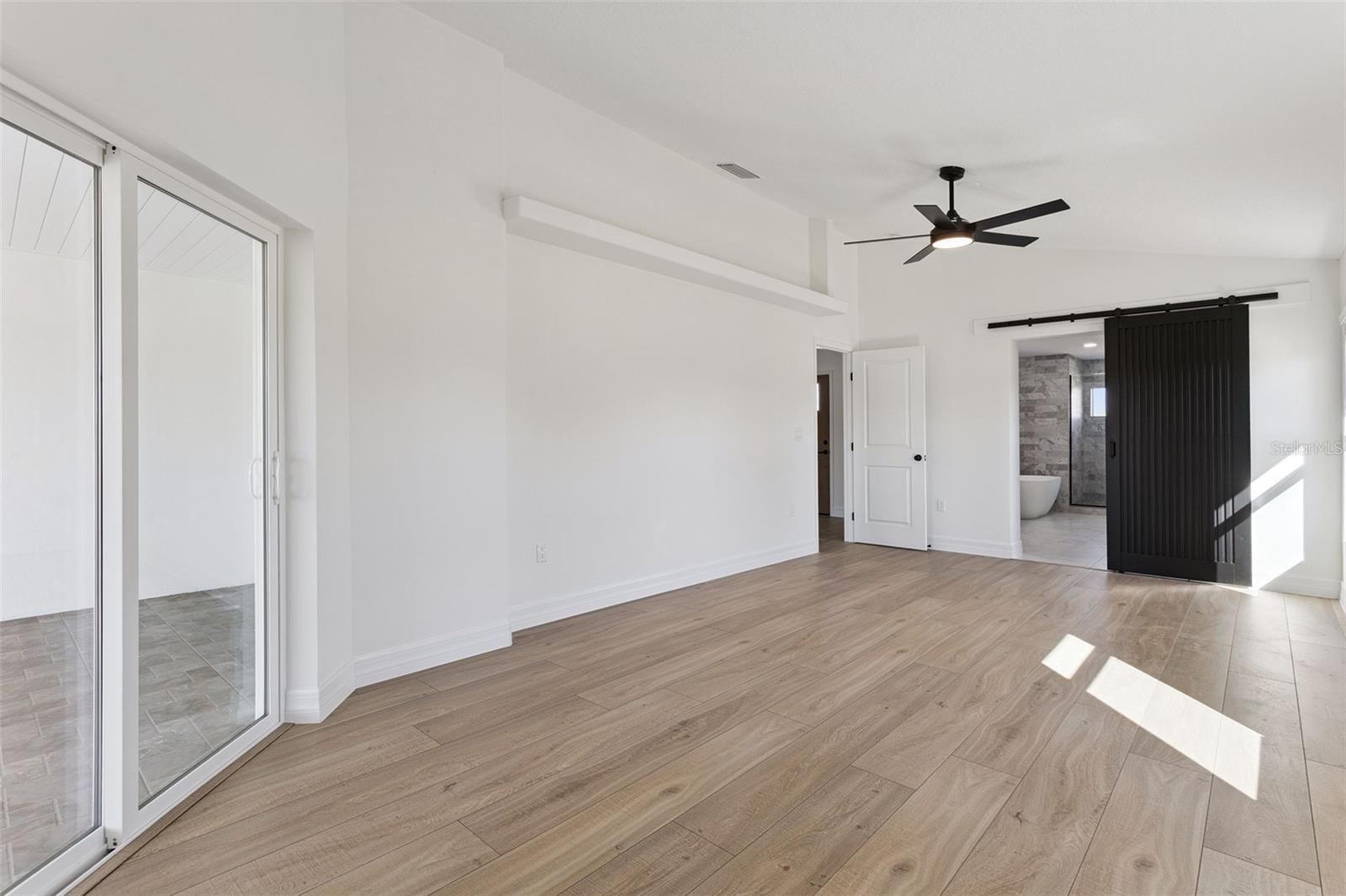 Image 9 of 27 For 3146 Hammock Grove Road