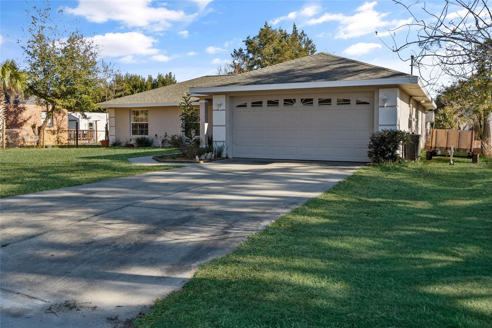 Image 5 of 70 For 11965 70th Avenue Road