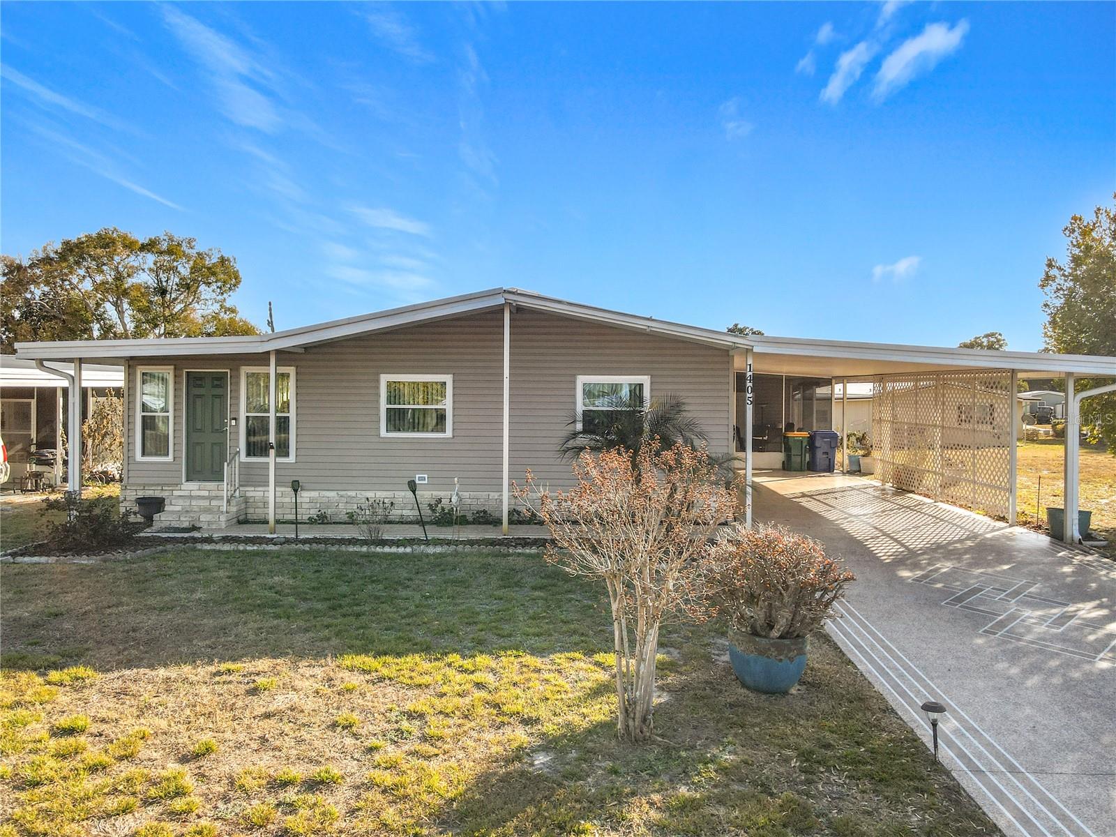 Image 2 of 62 For 1405 Skyline Court