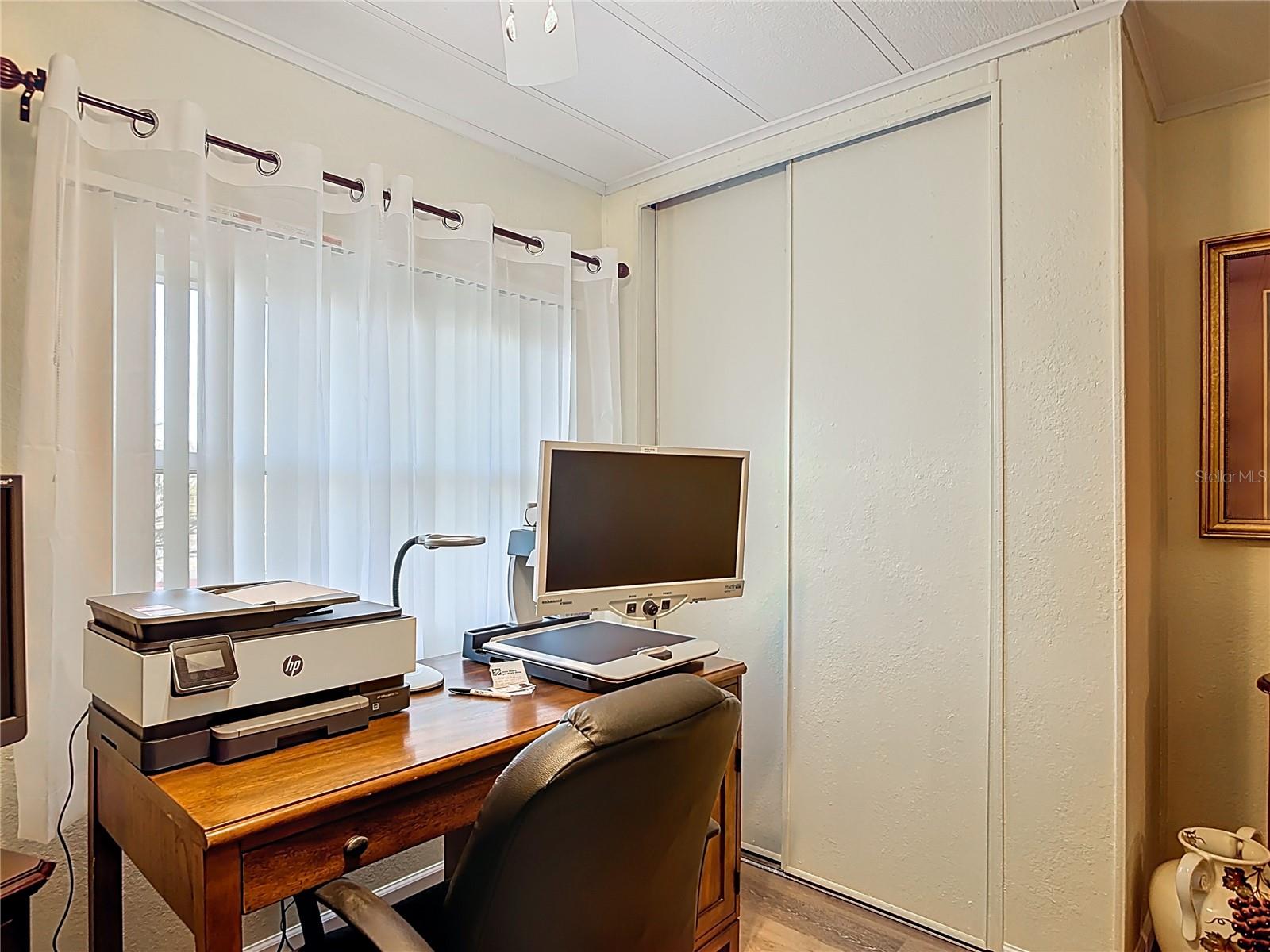 Image 28 of 62 For 1405 Skyline Court