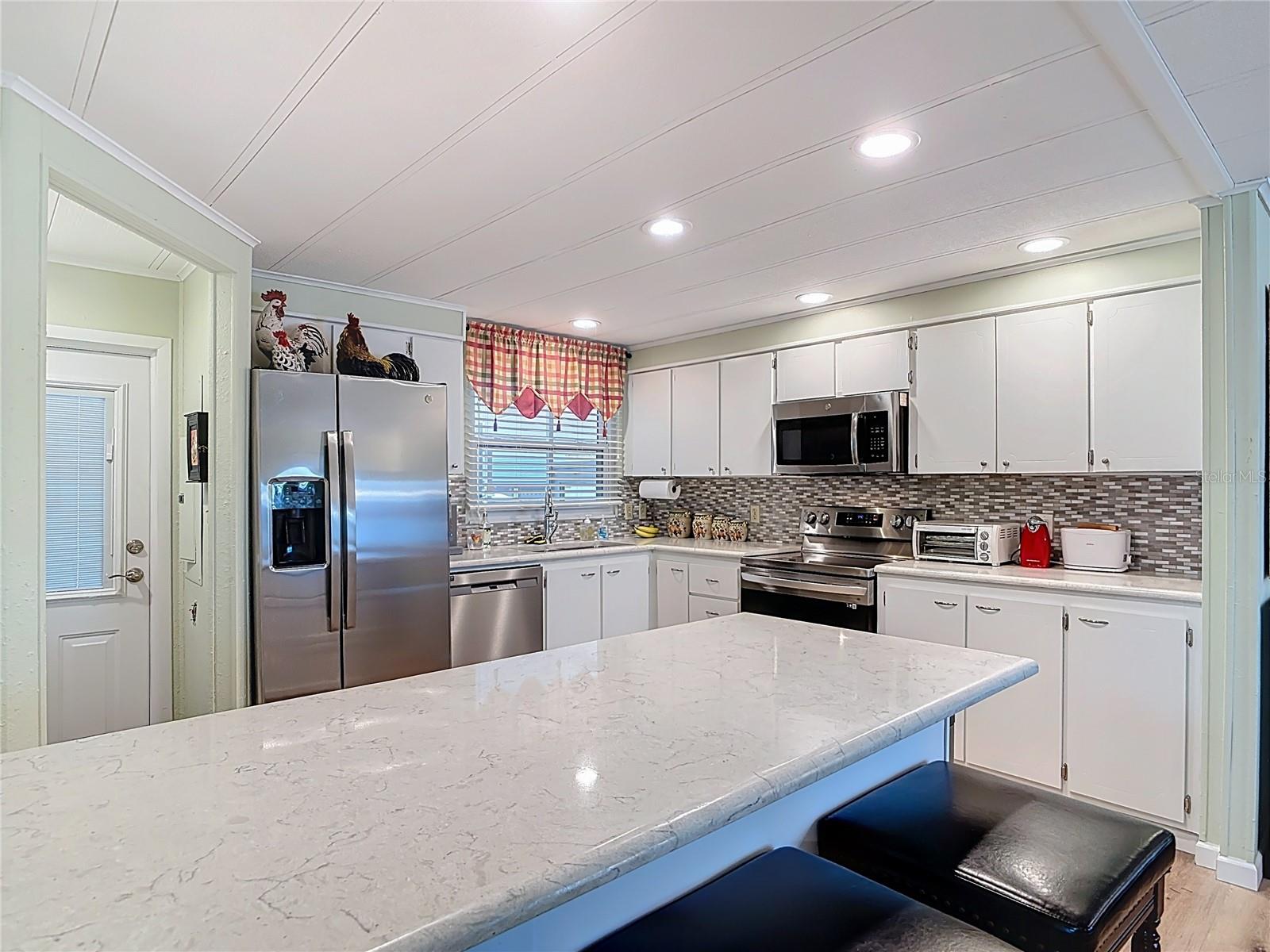 Image 4 of 62 For 1405 Skyline Court