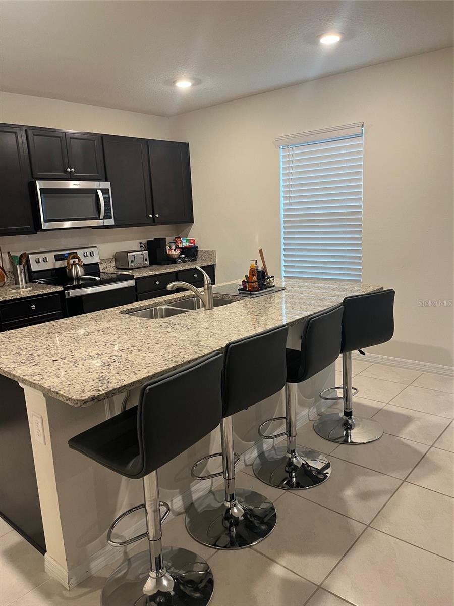 Image 4 of 11 For 9673 Black Walnut Drive