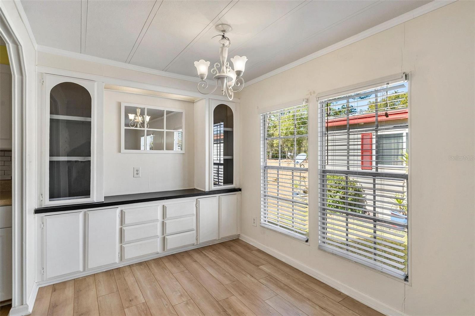 Image 12 of 34 For 2461 Karen Drive