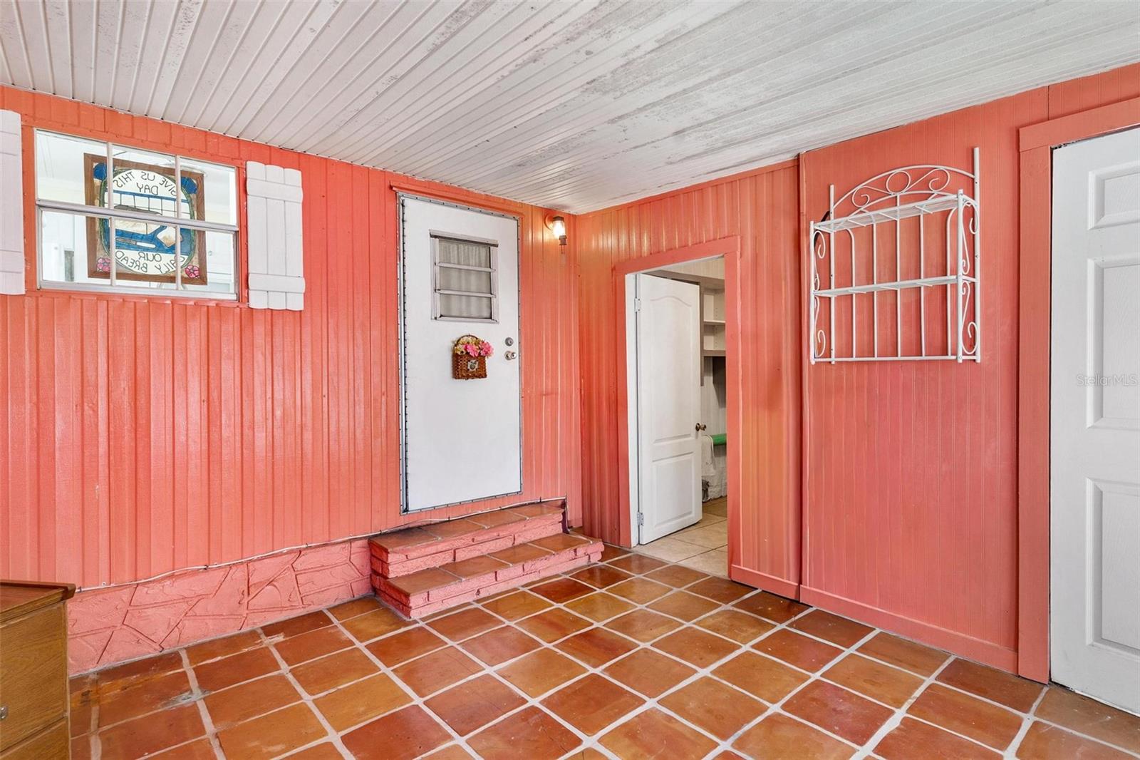 Image 29 of 34 For 2461 Karen Drive