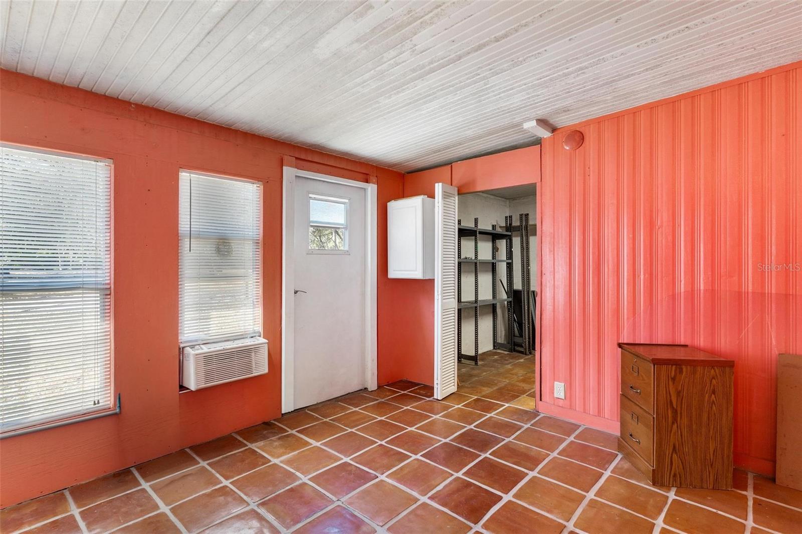 Image 30 of 34 For 2461 Karen Drive