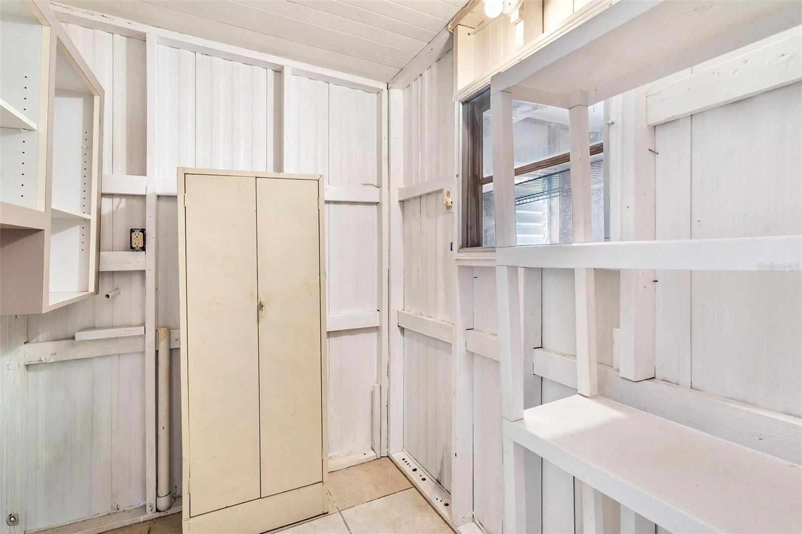 Image 32 of 34 For 2461 Karen Drive