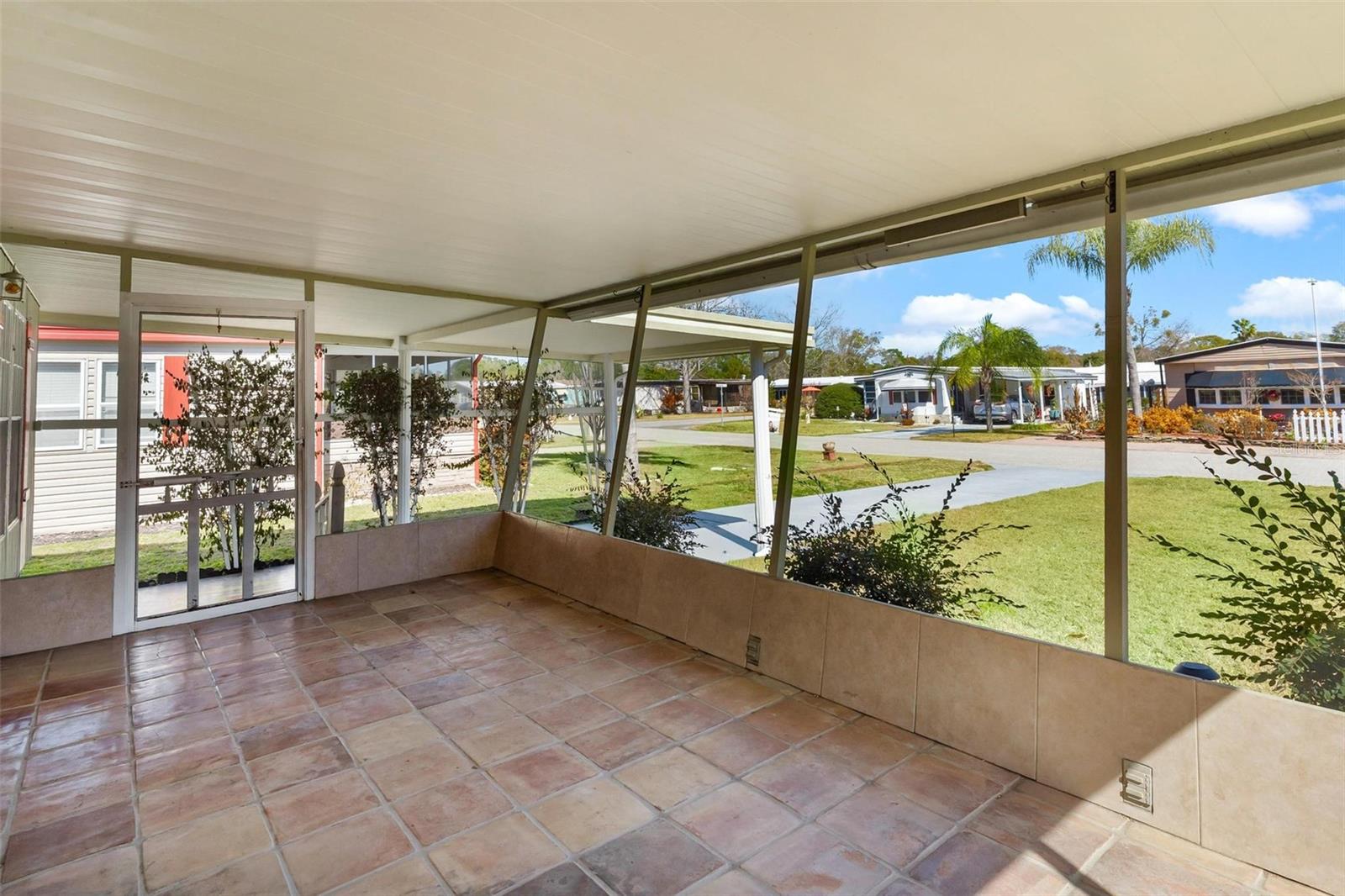 Image 5 of 34 For 2461 Karen Drive