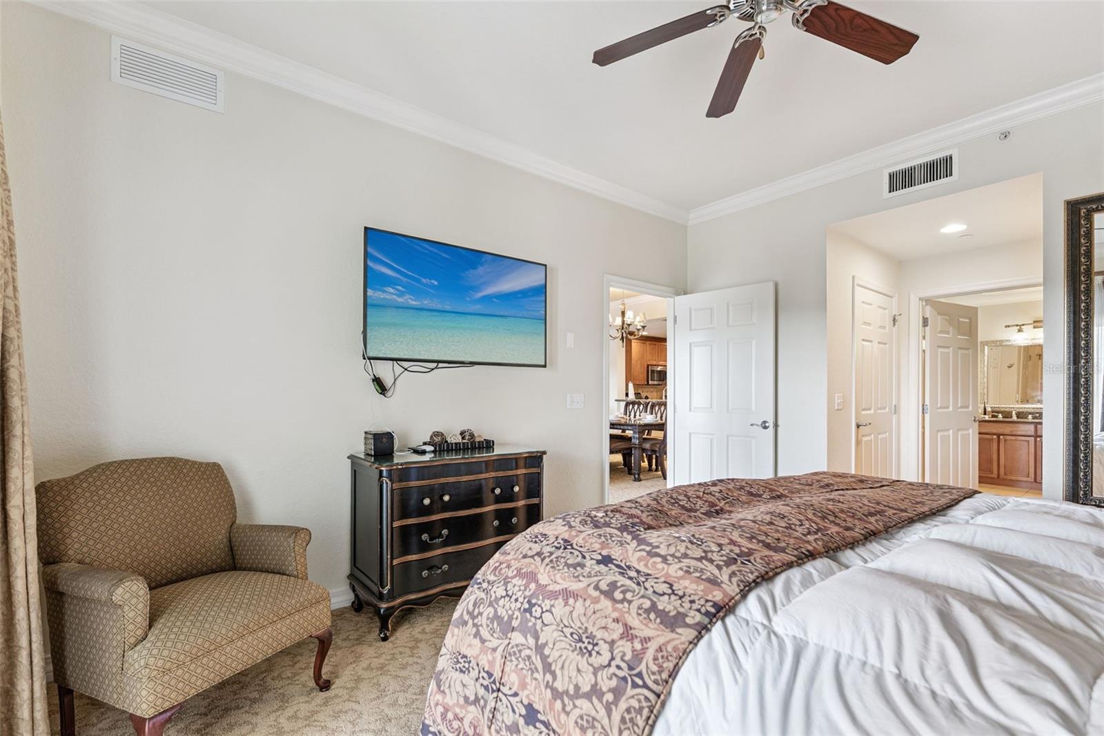 Image 13 of 20 For 7612 Sandy Ridge Drive 303