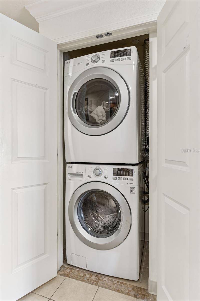 Image 19 of 20 For 7612 Sandy Ridge Drive 303