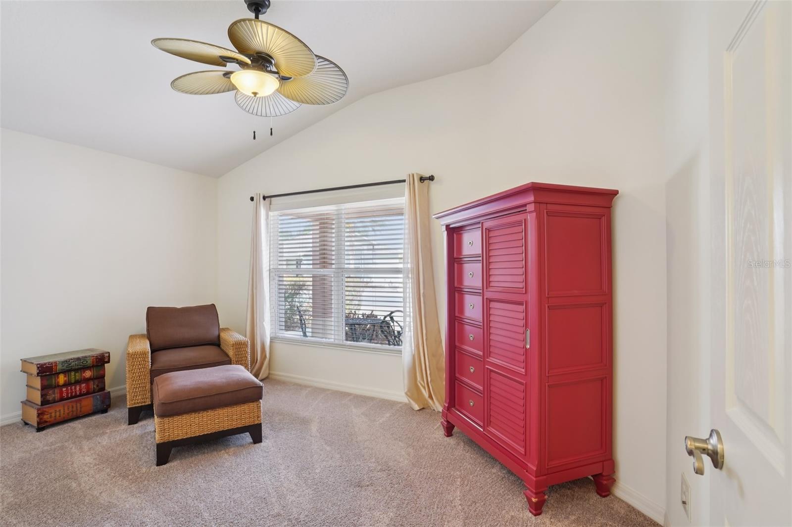 Image 23 of 44 For 1052 Becker Avenue