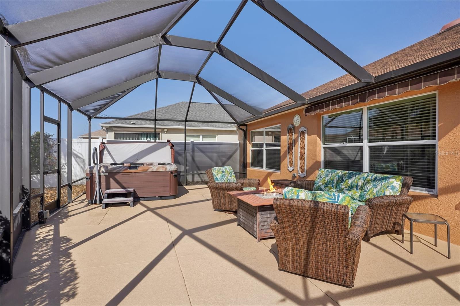 Image 32 of 44 For 1052 Becker Avenue