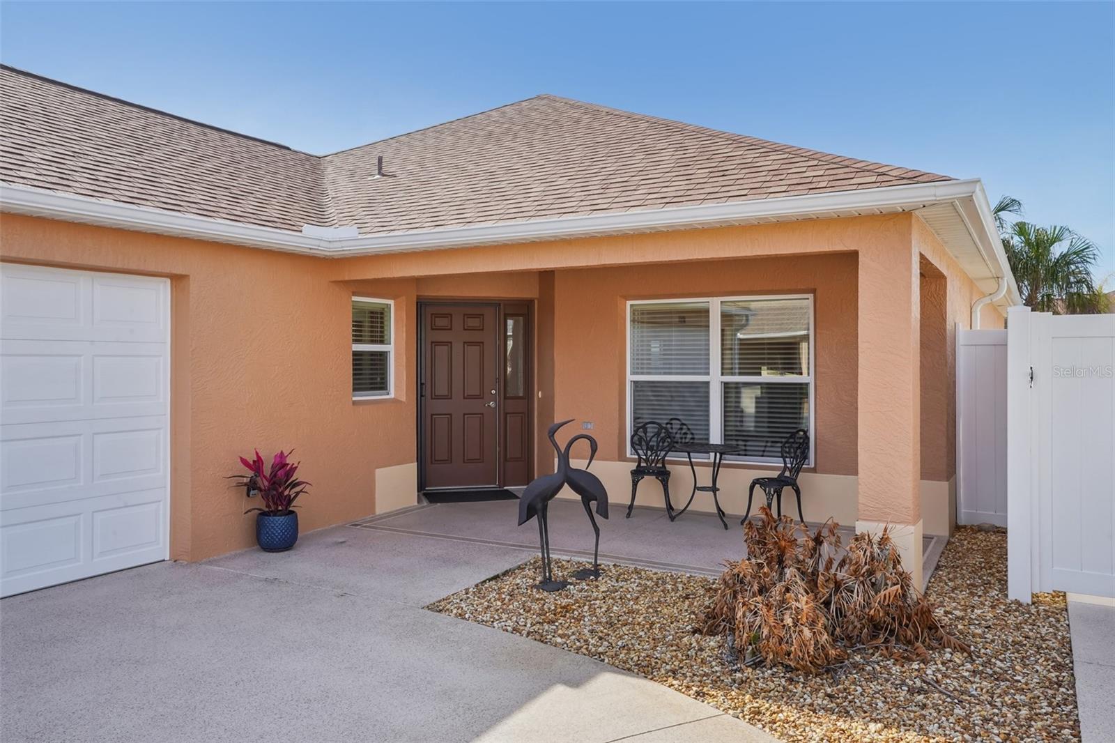 Image 5 of 44 For 1052 Becker Avenue