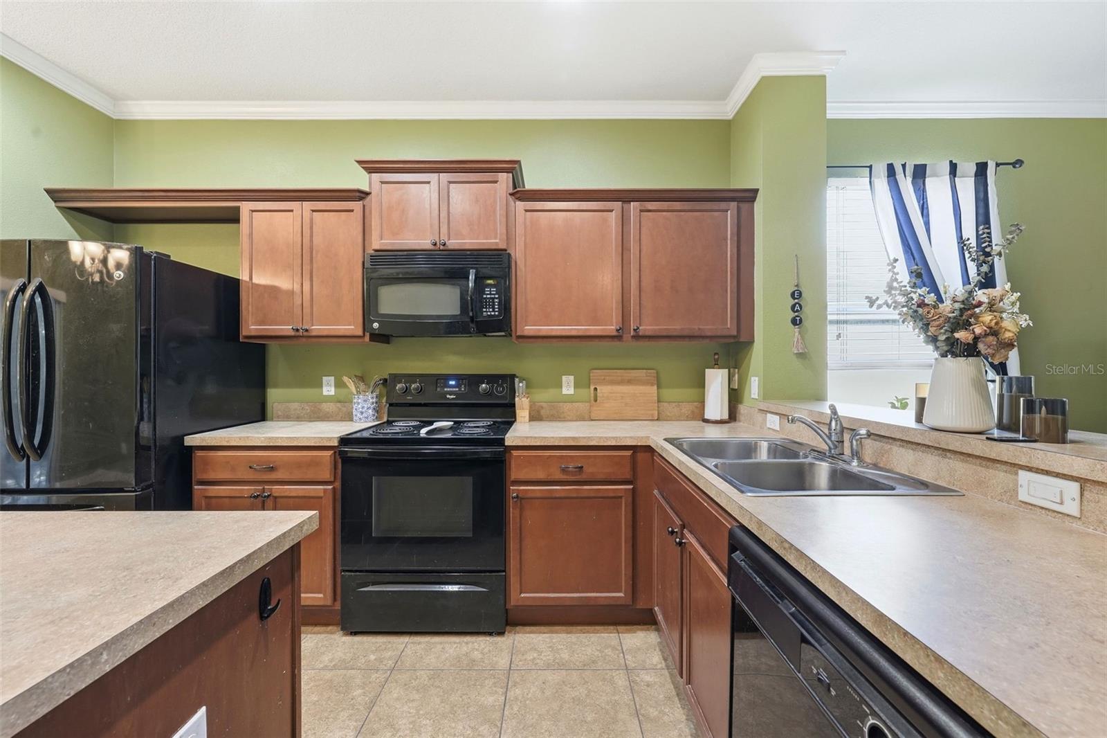 Image 11 of 42 For 30235 Cheval Street