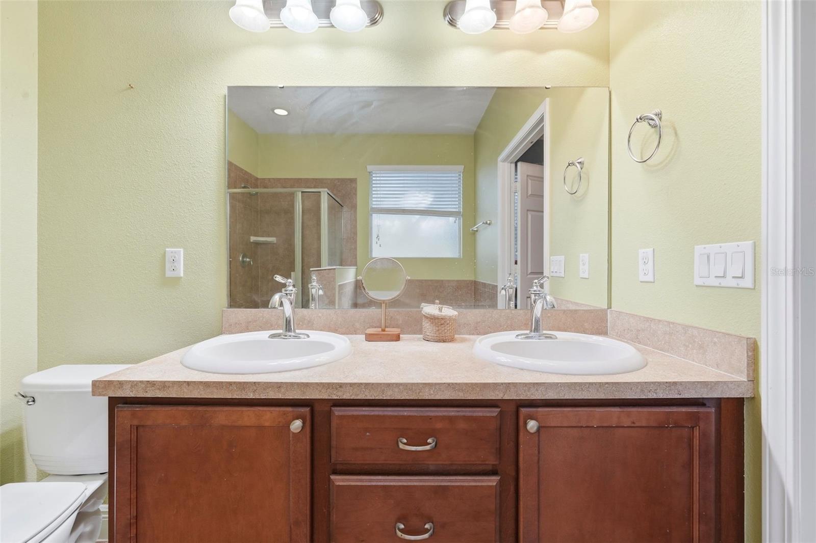 Image 29 of 42 For 30235 Cheval Street