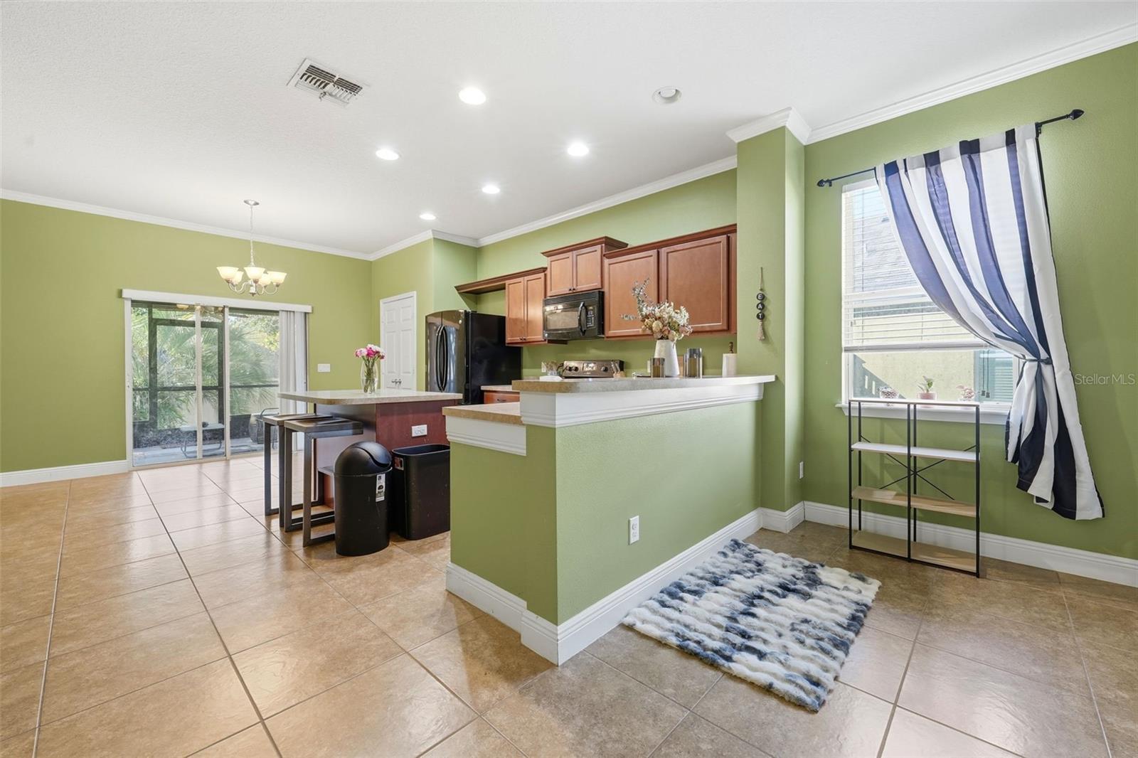 Image 7 of 42 For 30235 Cheval Street