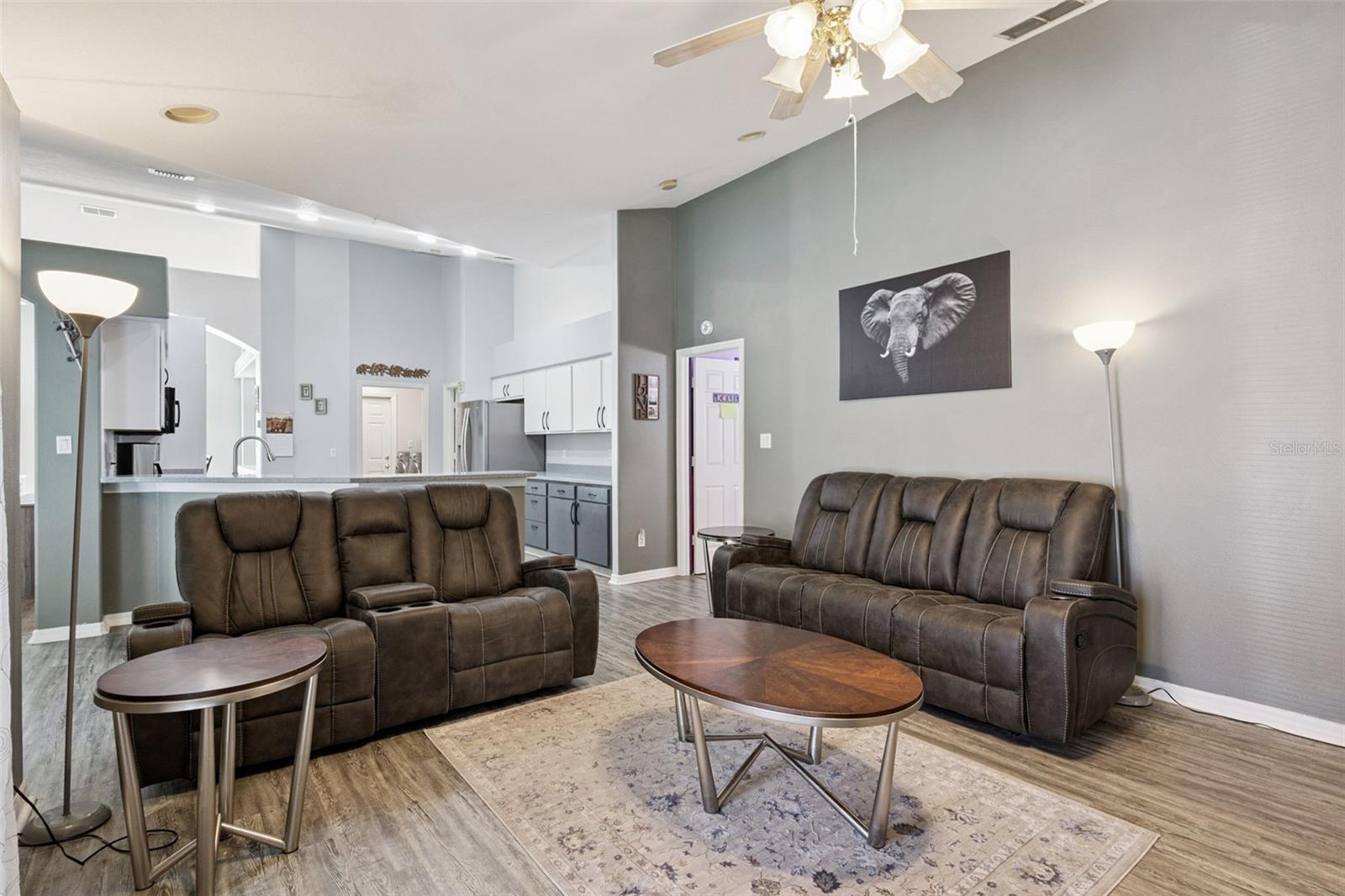 Image 16 of 40 For 13942 Greater Pines Boulevard