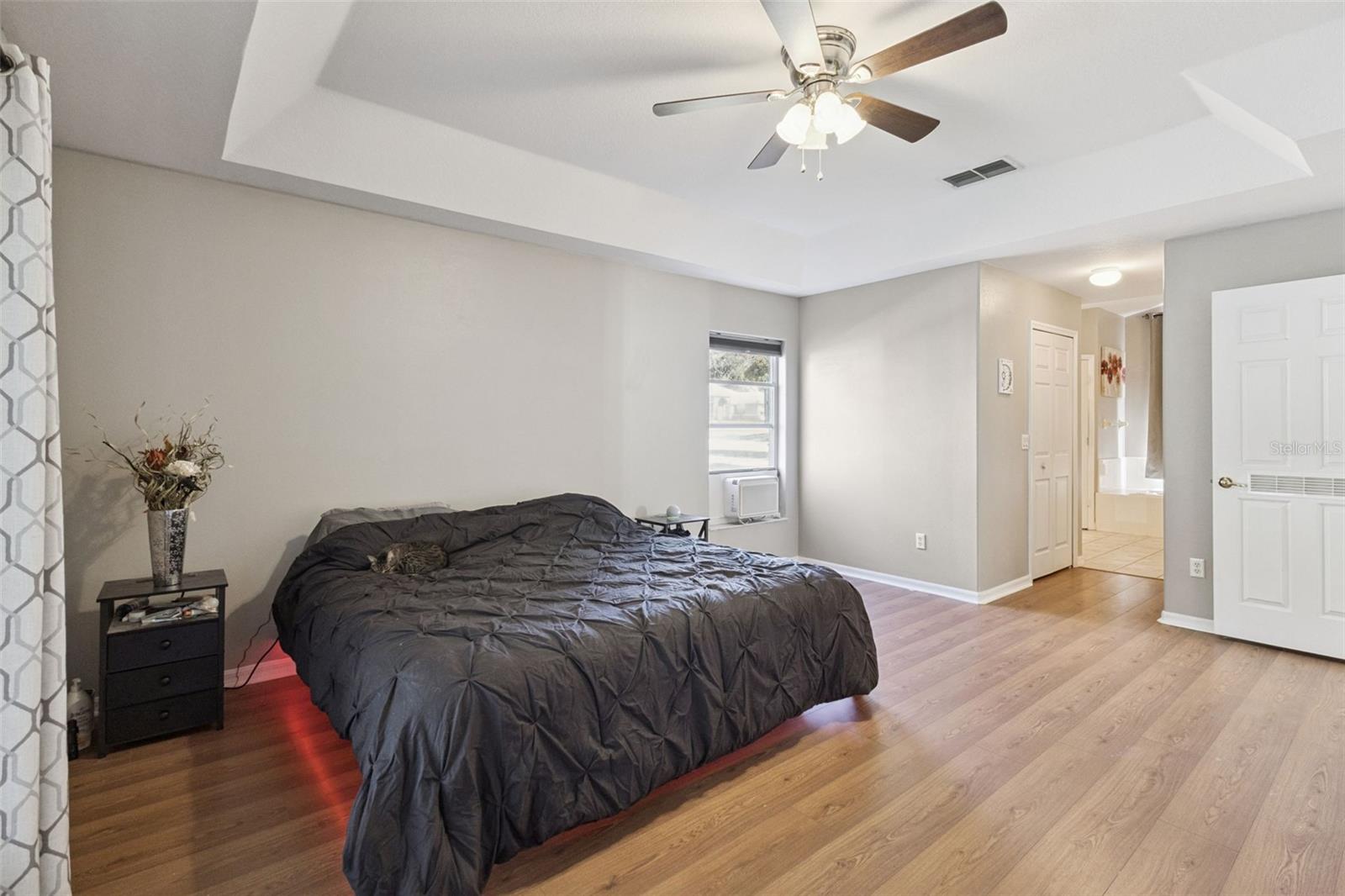 Image 18 of 40 For 13942 Greater Pines Boulevard