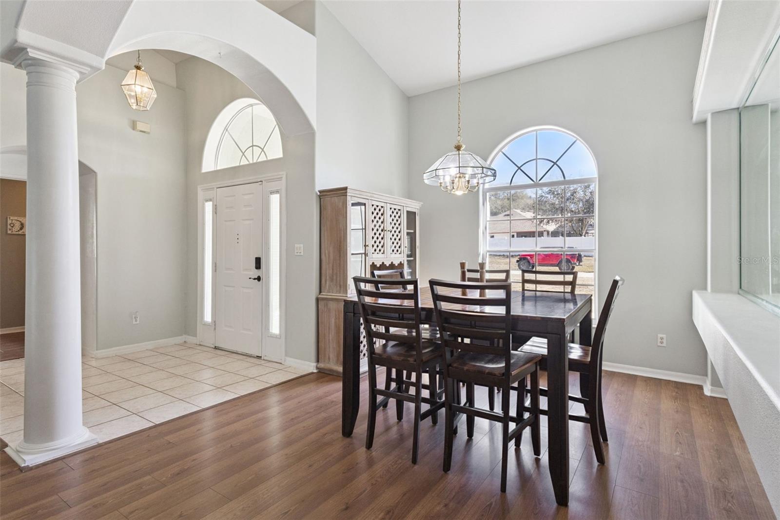 Image 8 of 40 For 13942 Greater Pines Boulevard