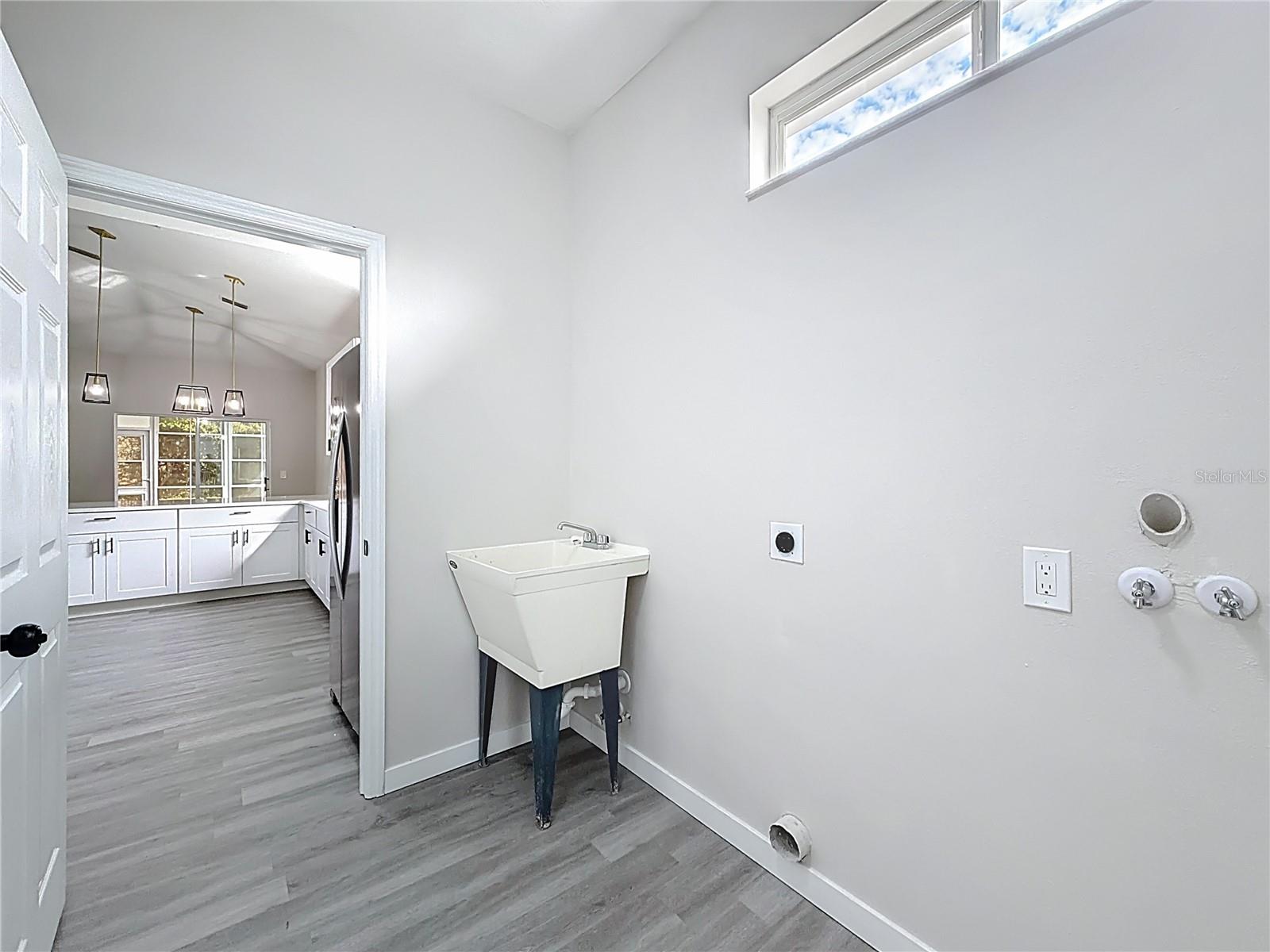 Image 43 of 86 For 5375 26th Lane