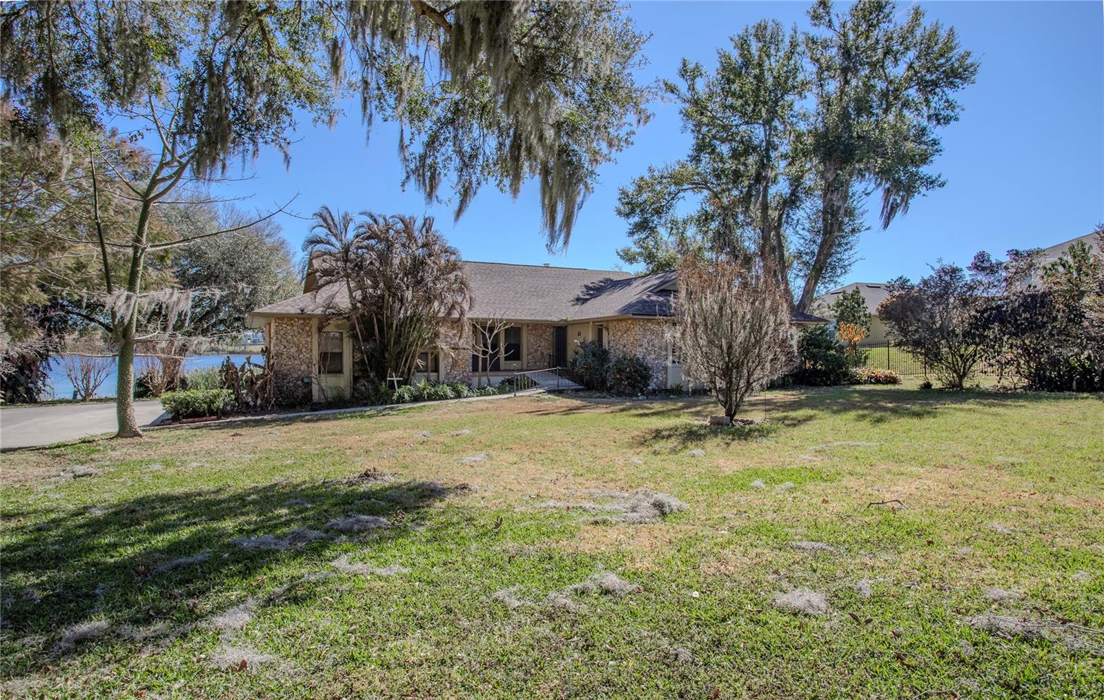 Details for 13 Hermosa Drive, EUSTIS, FL 32726