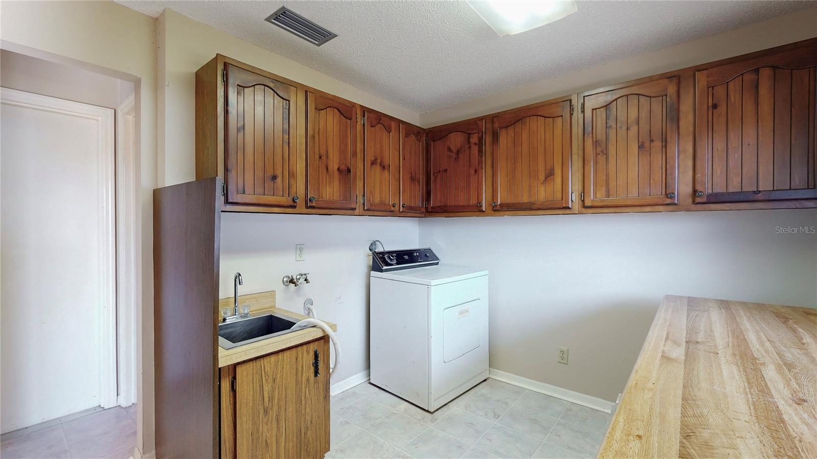 Image 18 of 56 For 13 Hermosa Drive