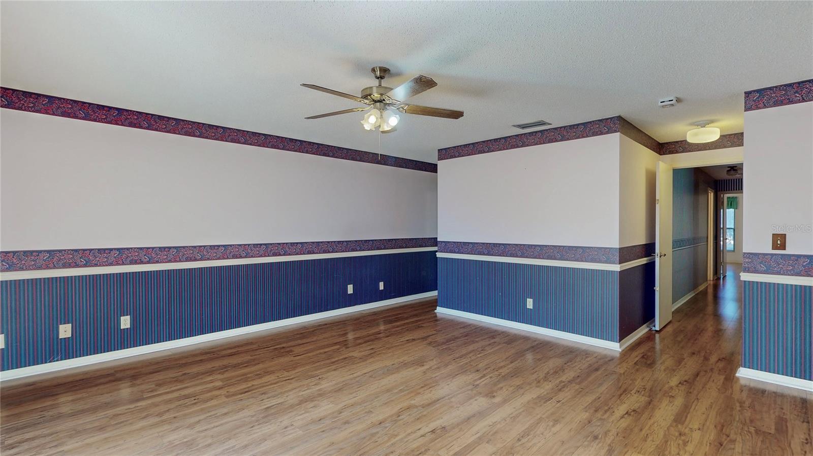 Image 23 of 56 For 13 Hermosa Drive