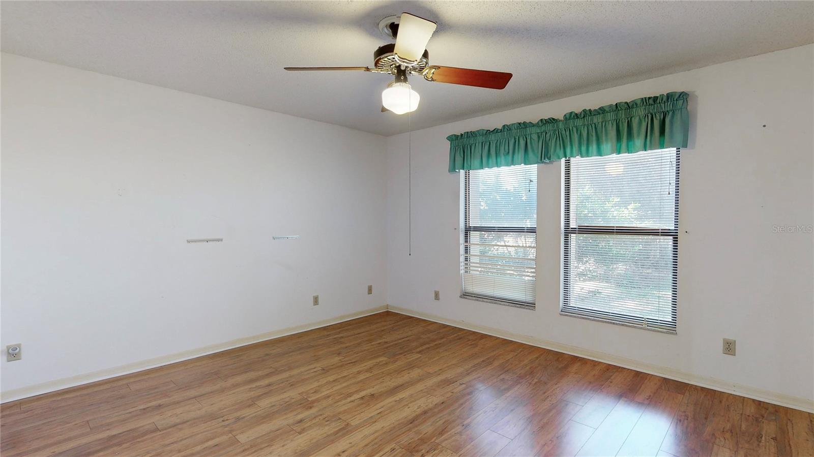 Image 27 of 56 For 13 Hermosa Drive