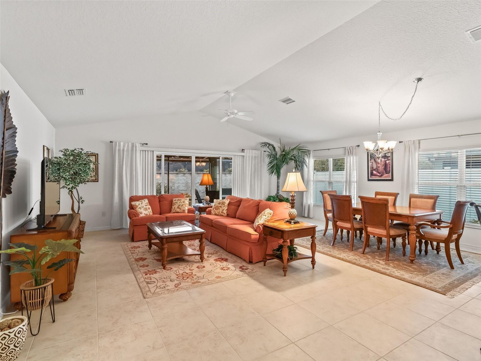 Image 16 of 52 For 3698 Robertson Way