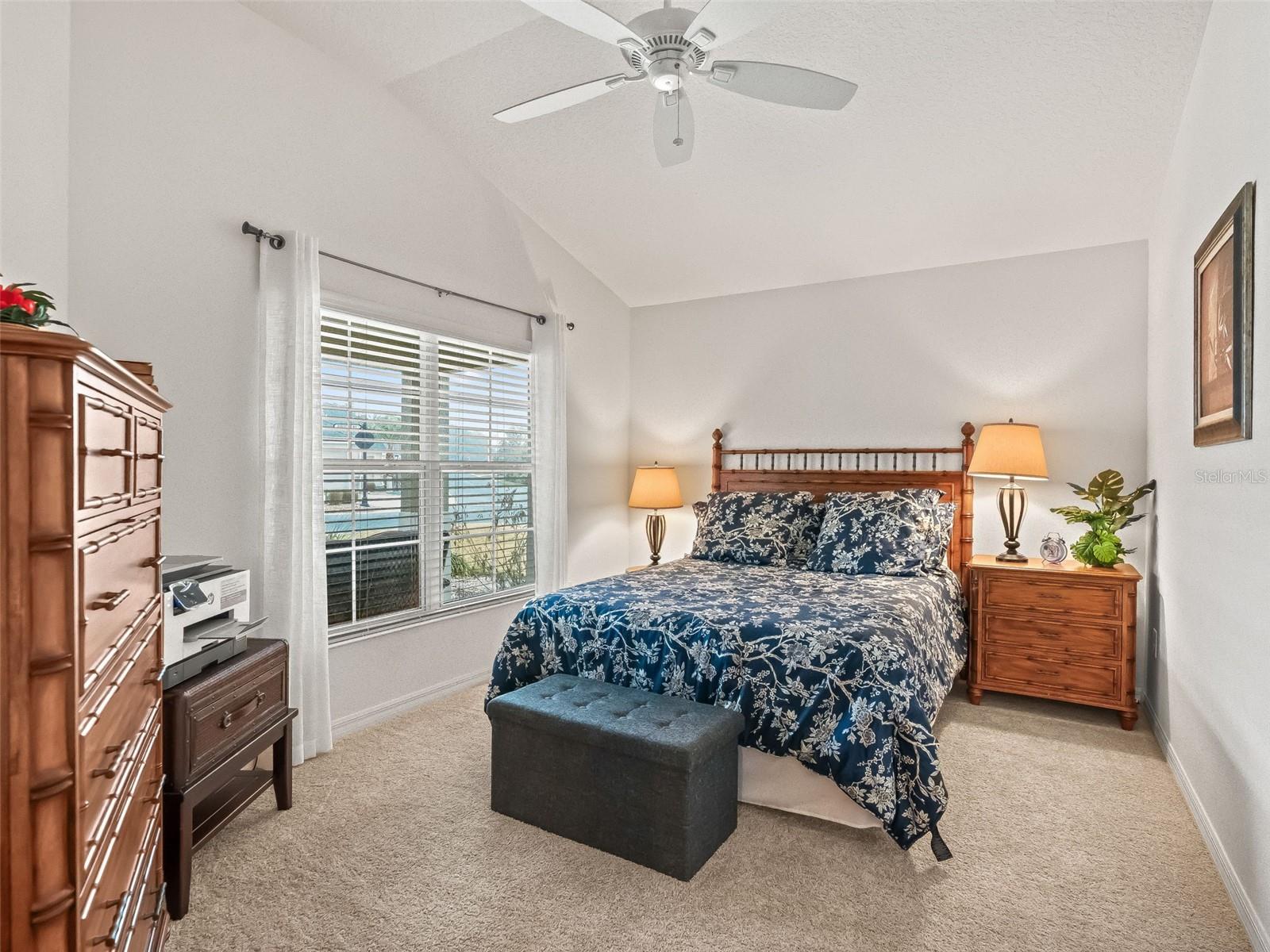 Image 27 of 52 For 3698 Robertson Way