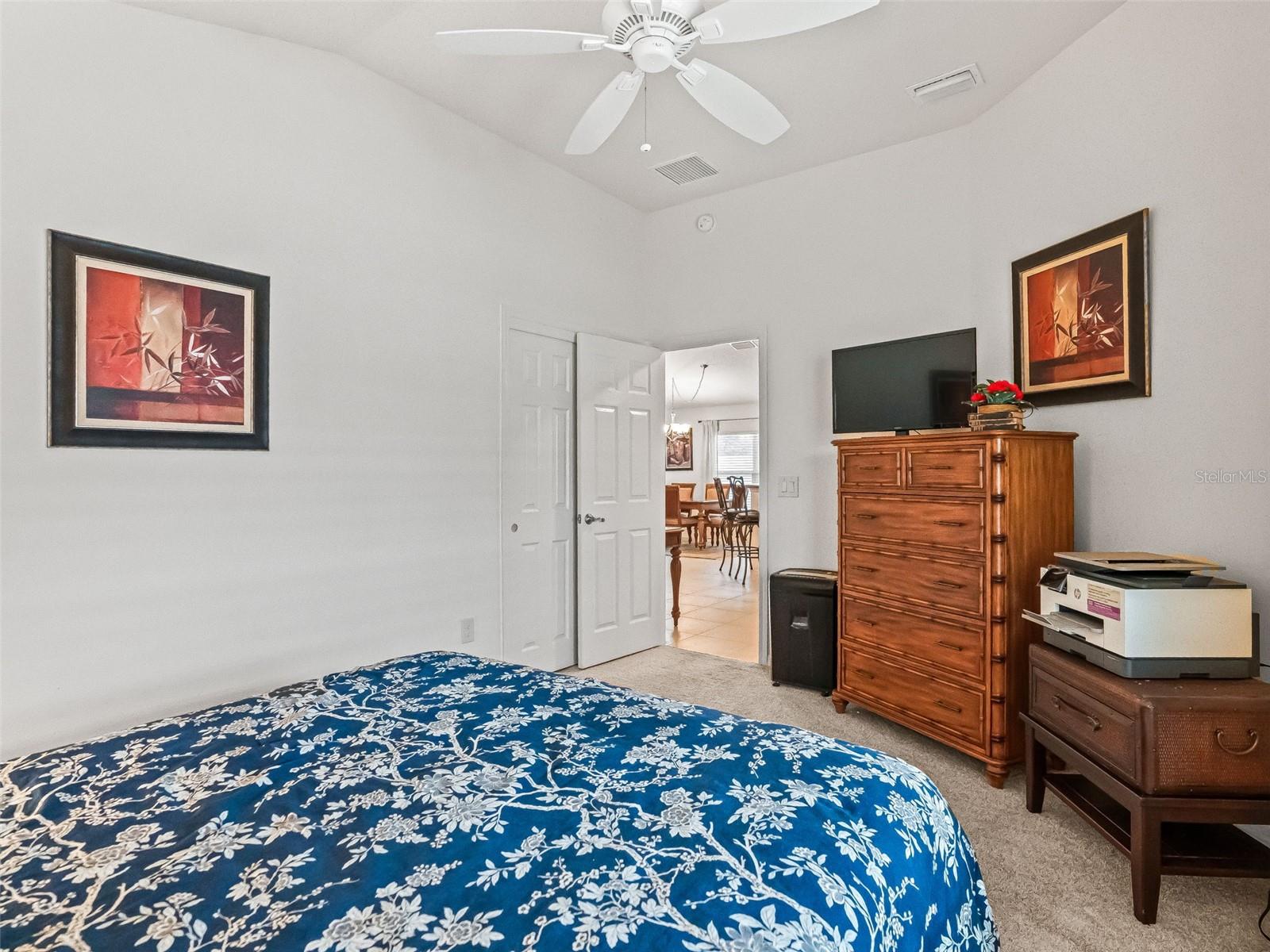 Image 28 of 52 For 3698 Robertson Way