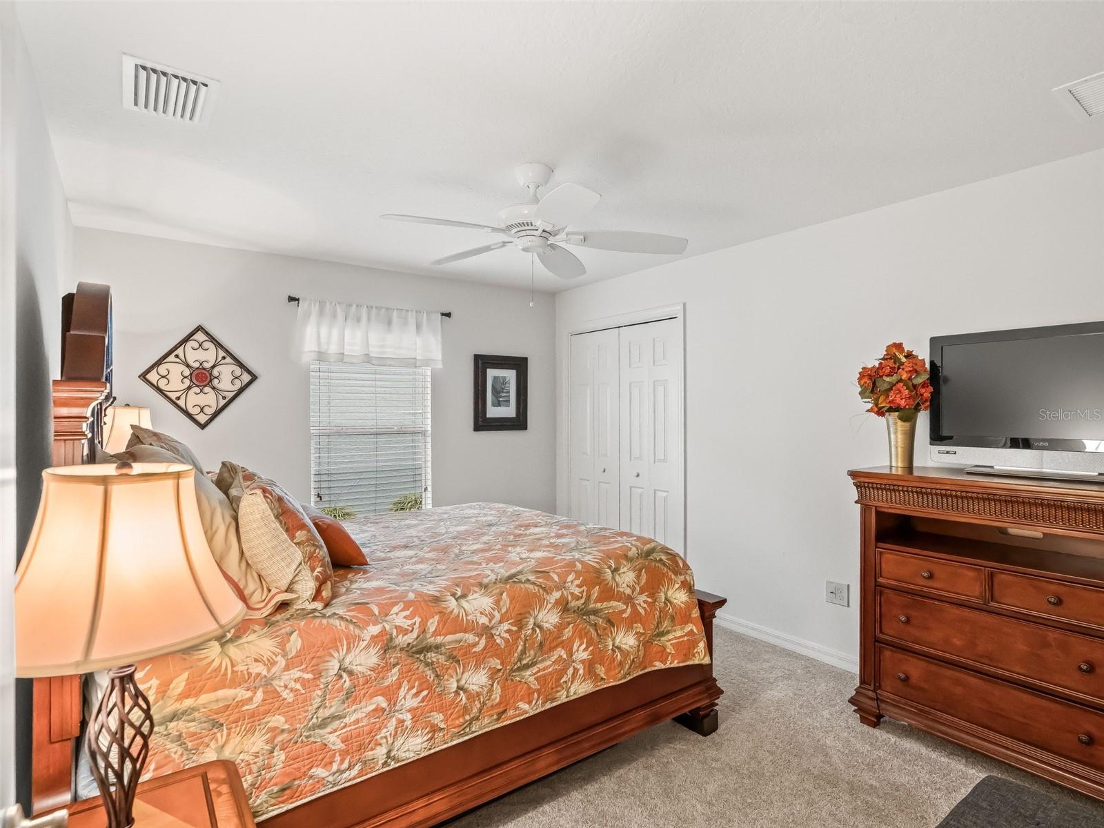 Image 29 of 52 For 3698 Robertson Way