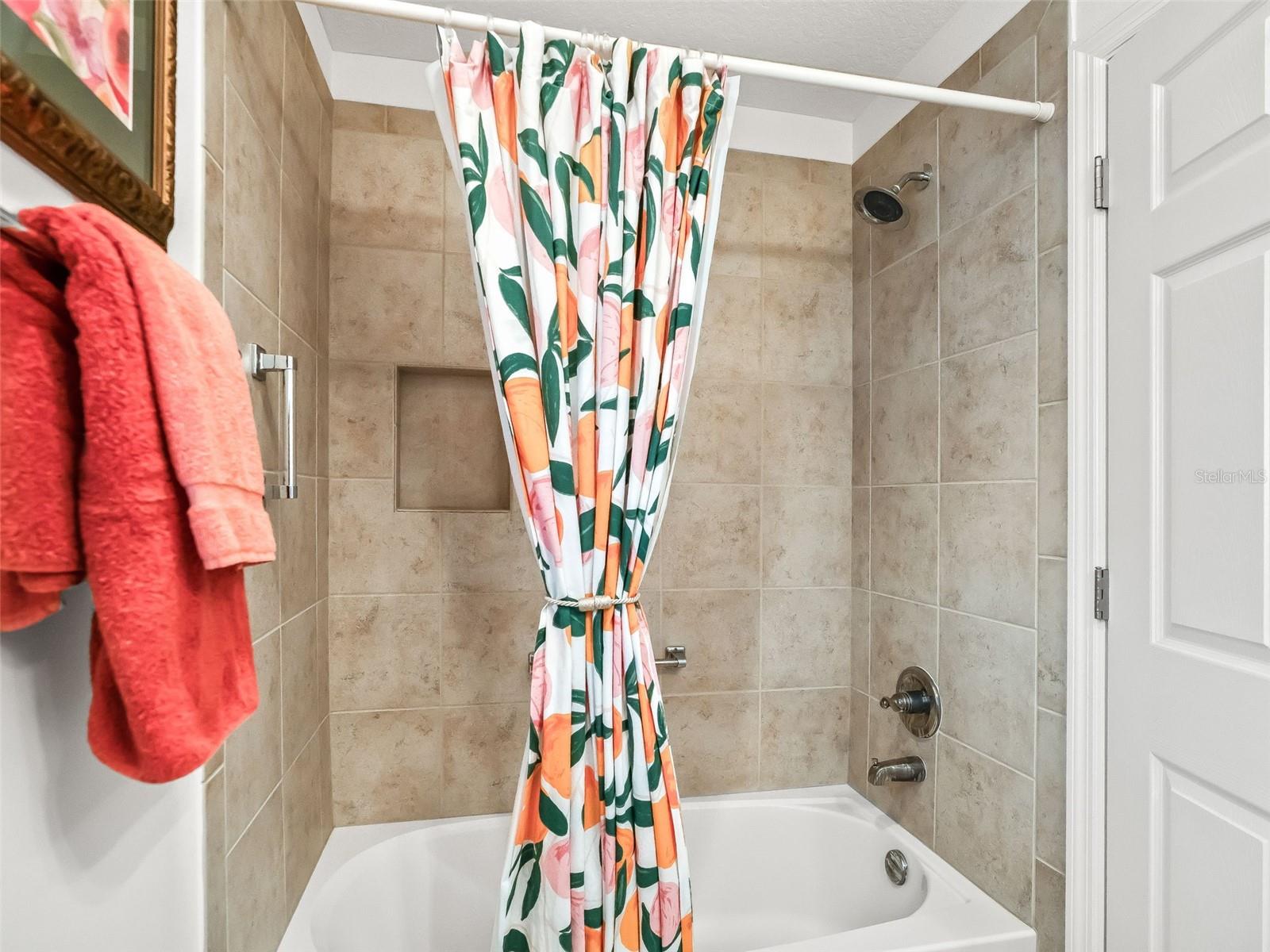 Image 32 of 52 For 3698 Robertson Way