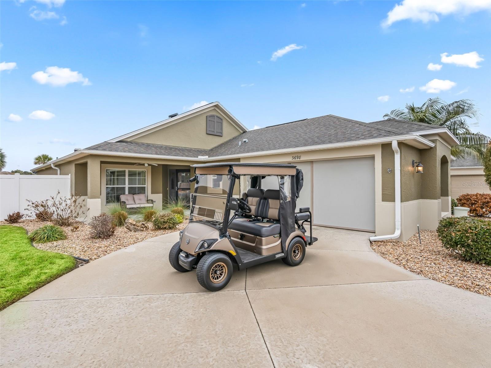 Image 39 of 52 For 3698 Robertson Way