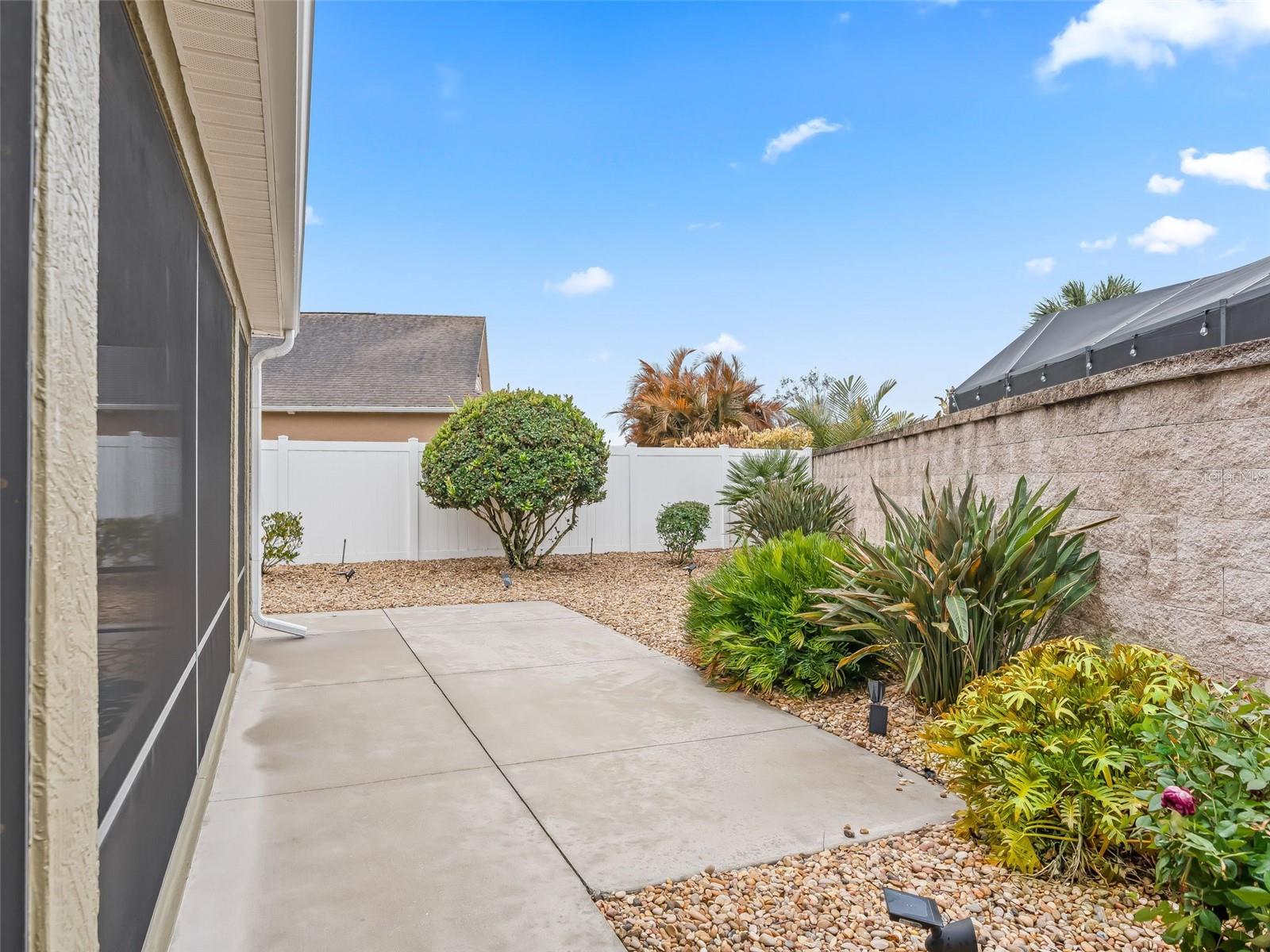 Image 41 of 52 For 3698 Robertson Way